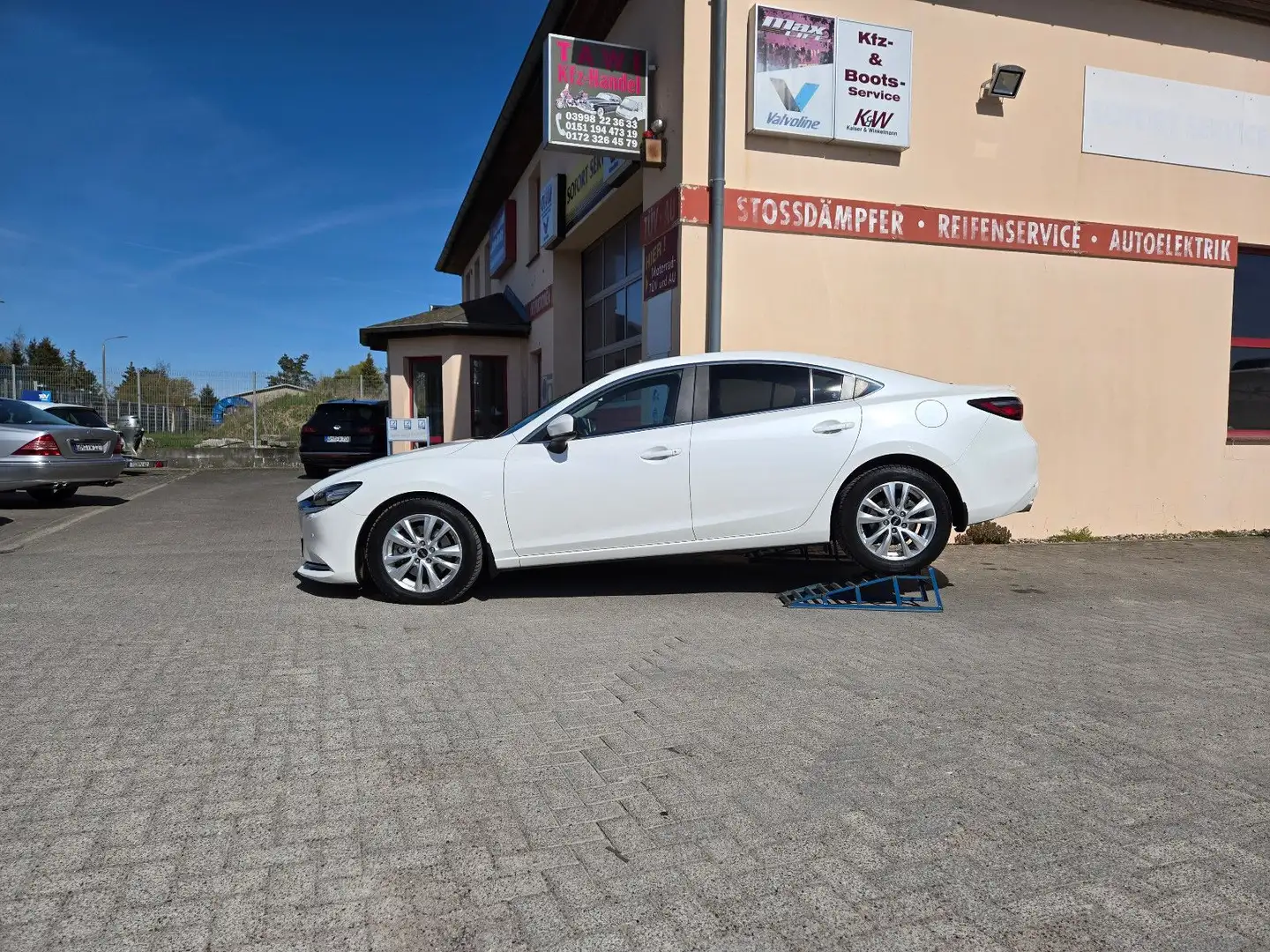 Mazda 6 Lim. Exclusive-Line**1.Hand**79Tkm**Tüv/AUneu* Weiß - 2