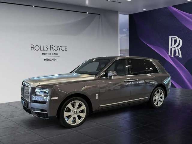 Imagine Rolls-Royce Cullinan *PROVENANCE*