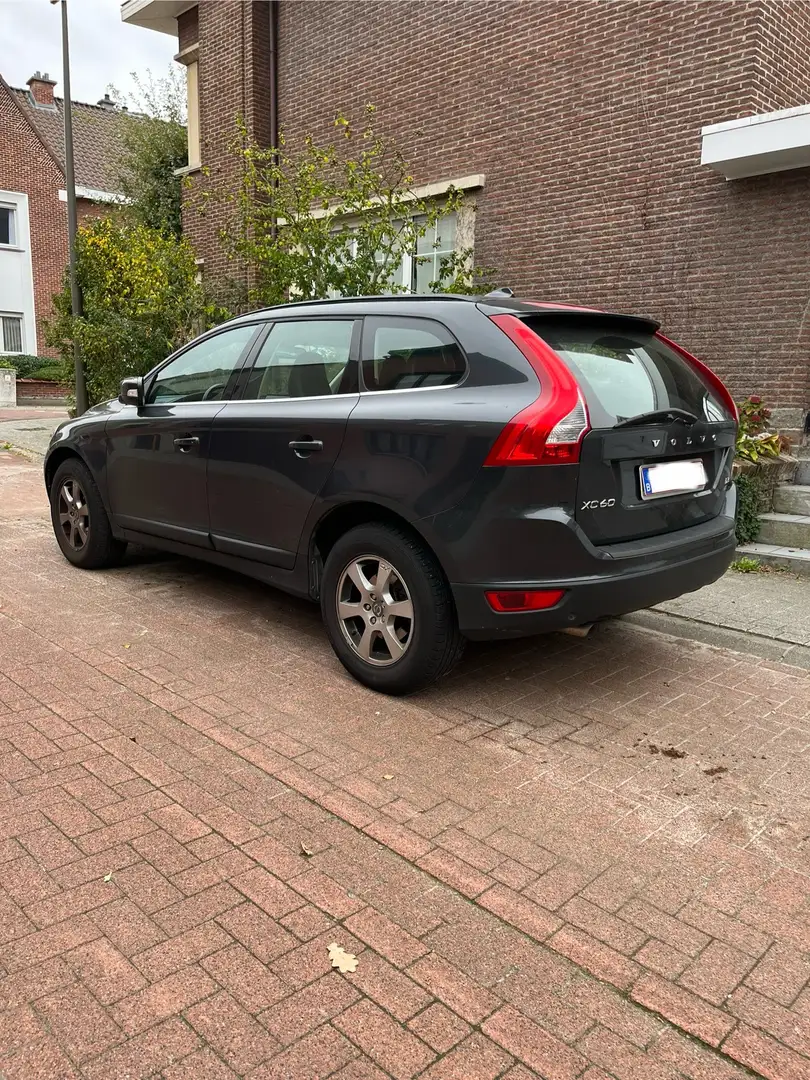 Volvo XC60 D3 Geartronic Momentum - 2