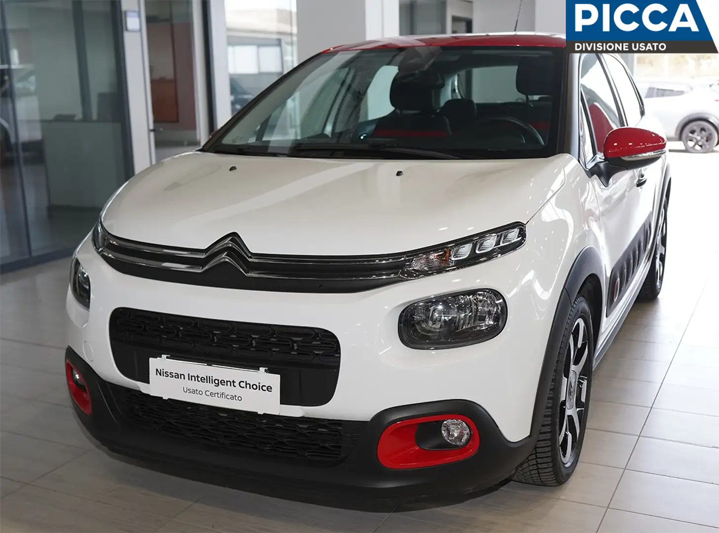 Citroen C3 1.2 PureTech Shine - 1