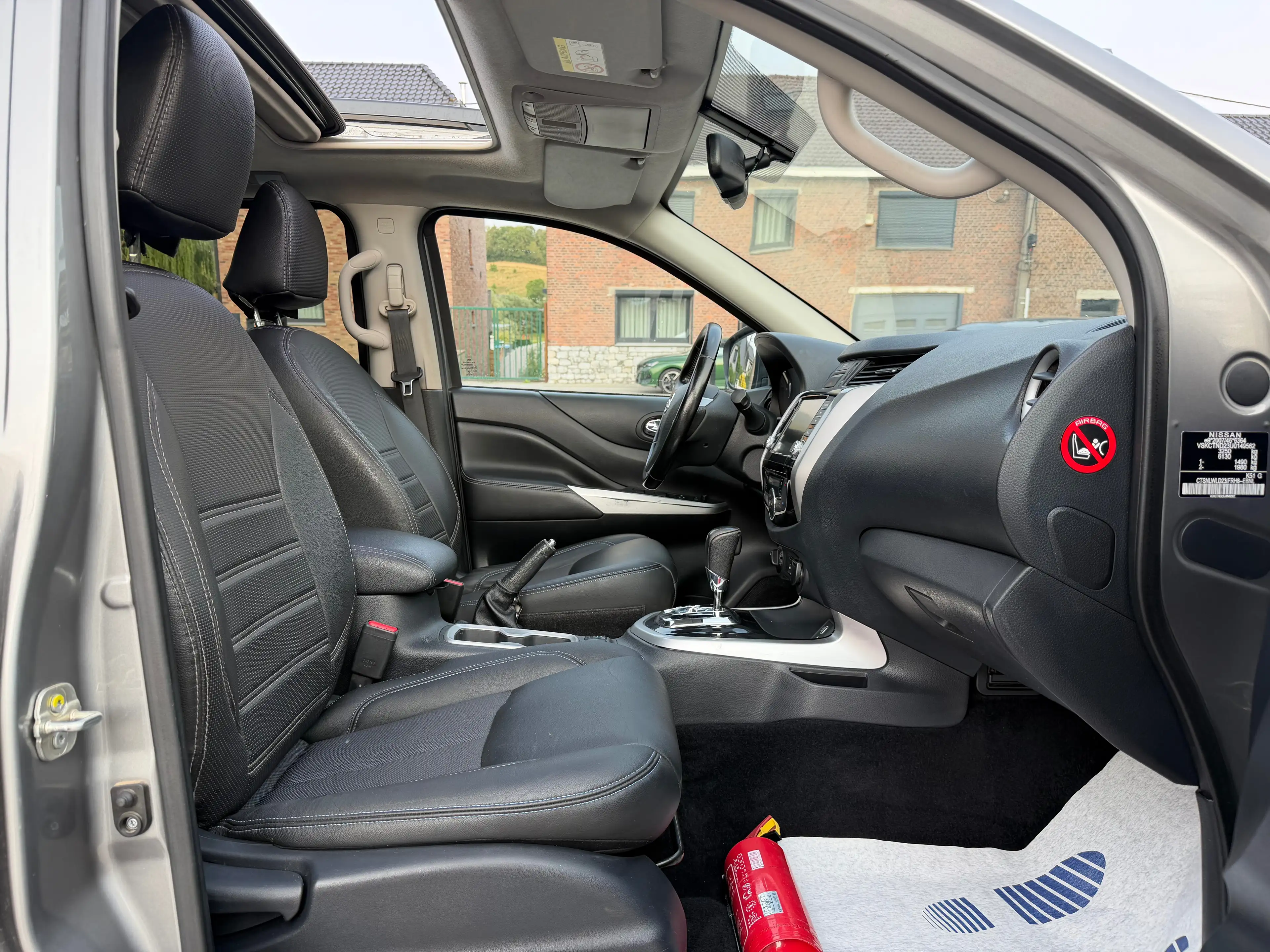 Nissan Navara 2.3 dCi 4WD New N-Guard — photo 8