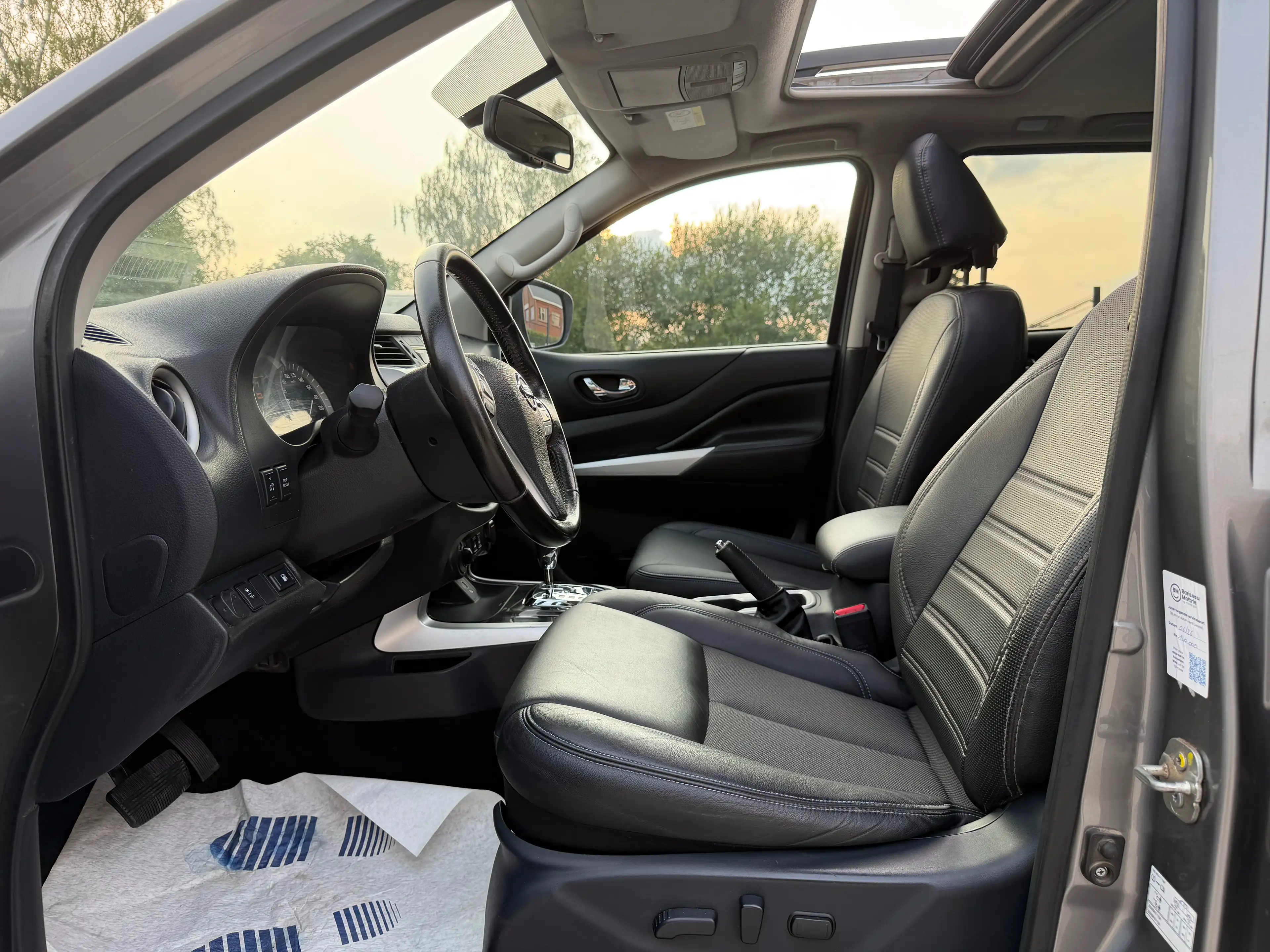 Nissan Navara 2.3 dCi 4WD New N-Guard — photo 10