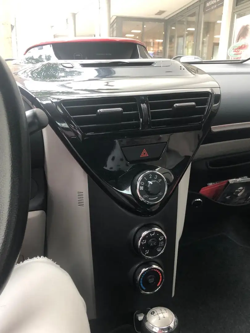 Toyota iQ IQ 1.0 Rot - 2
