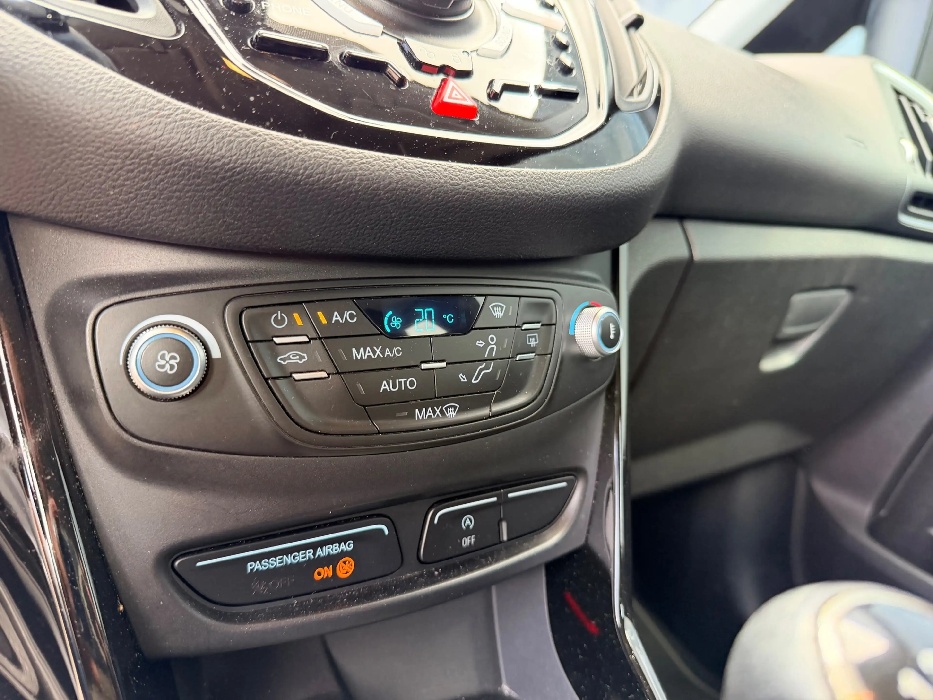 Ford B-Max 1.0 EcoBoost Titanium — photo 7