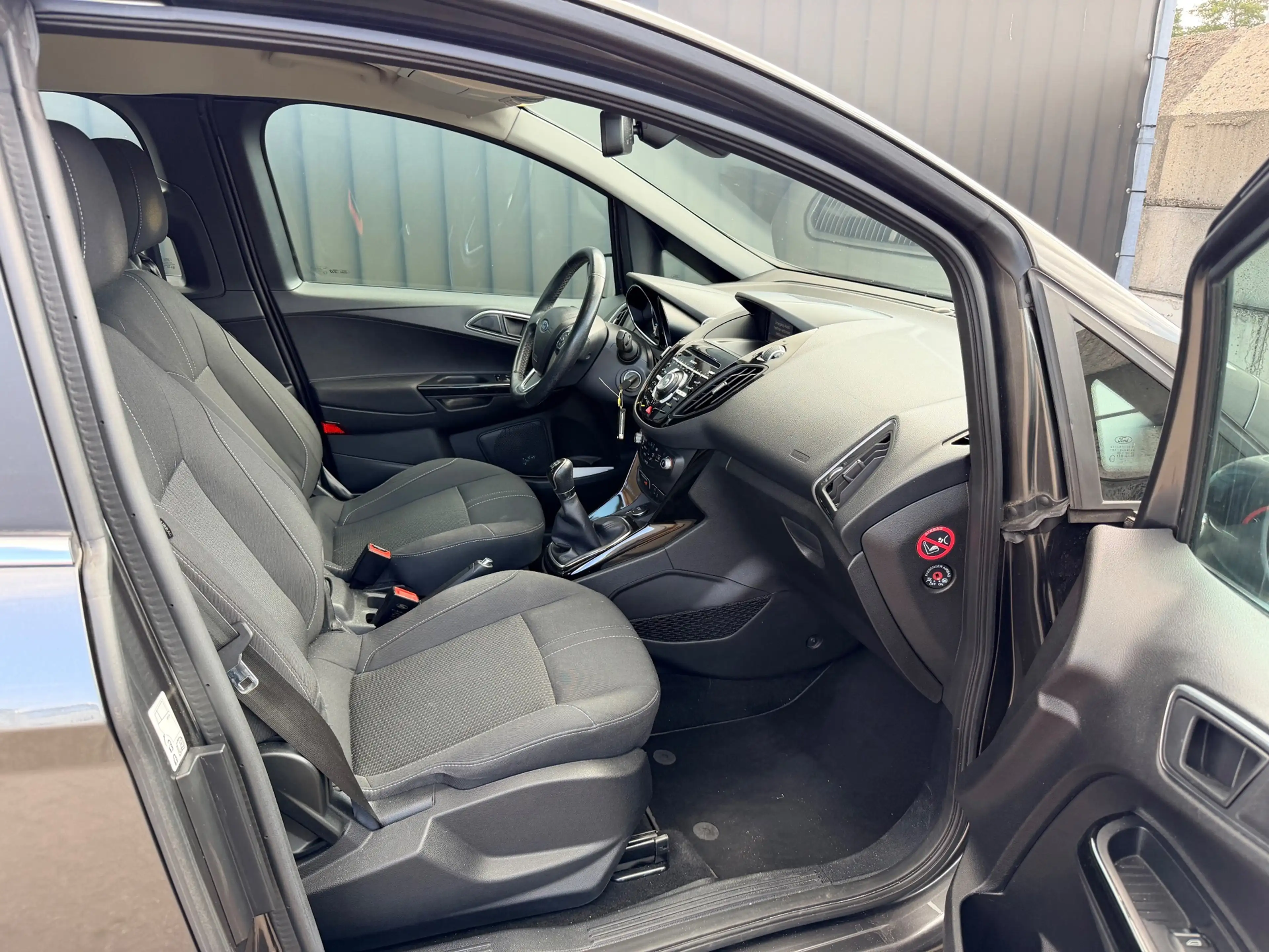 Ford B-Max 1.0 EcoBoost Titanium — photo 11