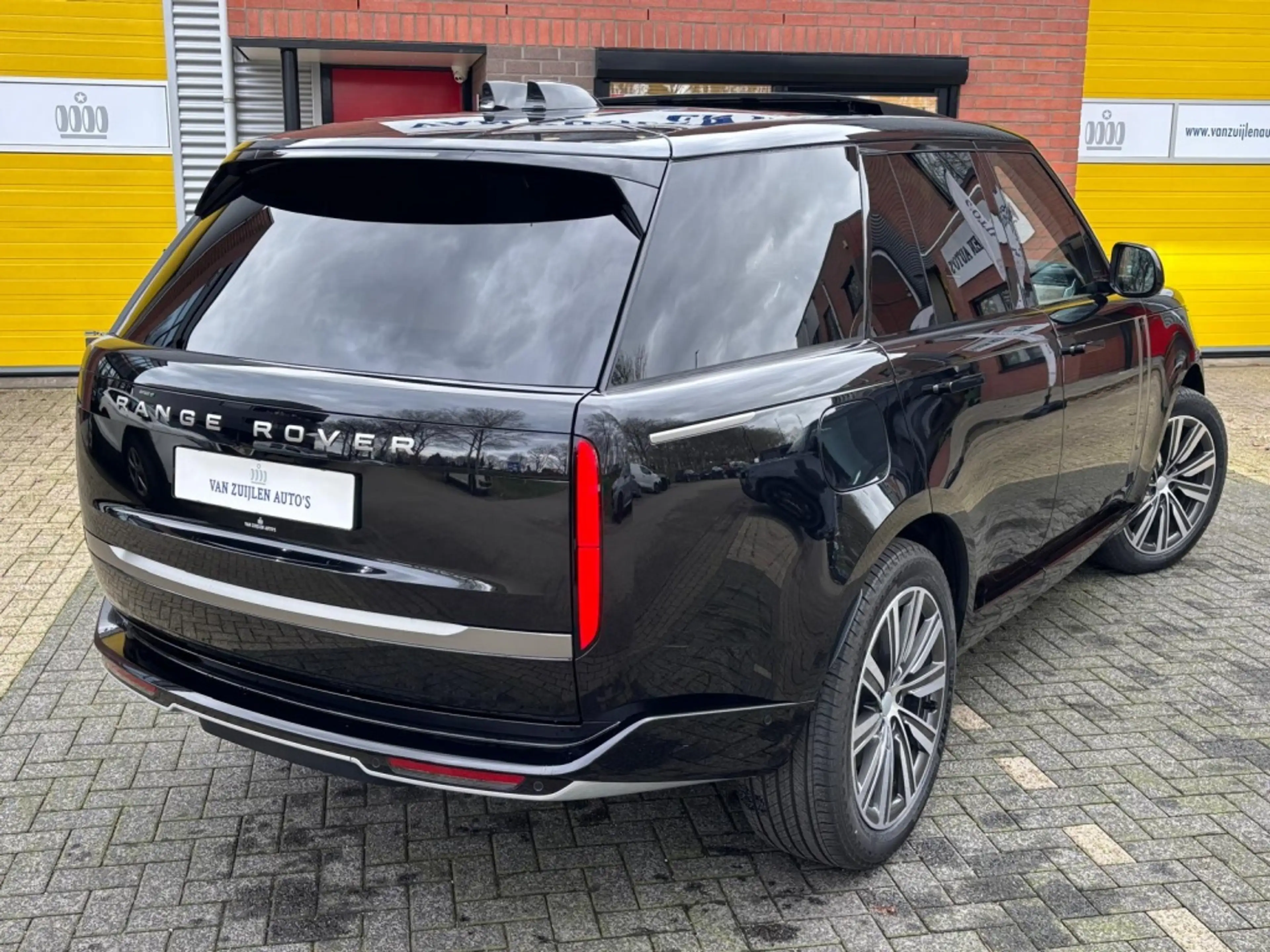 Land Rover Range Rover P460e HSE Panorama Clearsight 22" Trekhaak Massage — photo 5