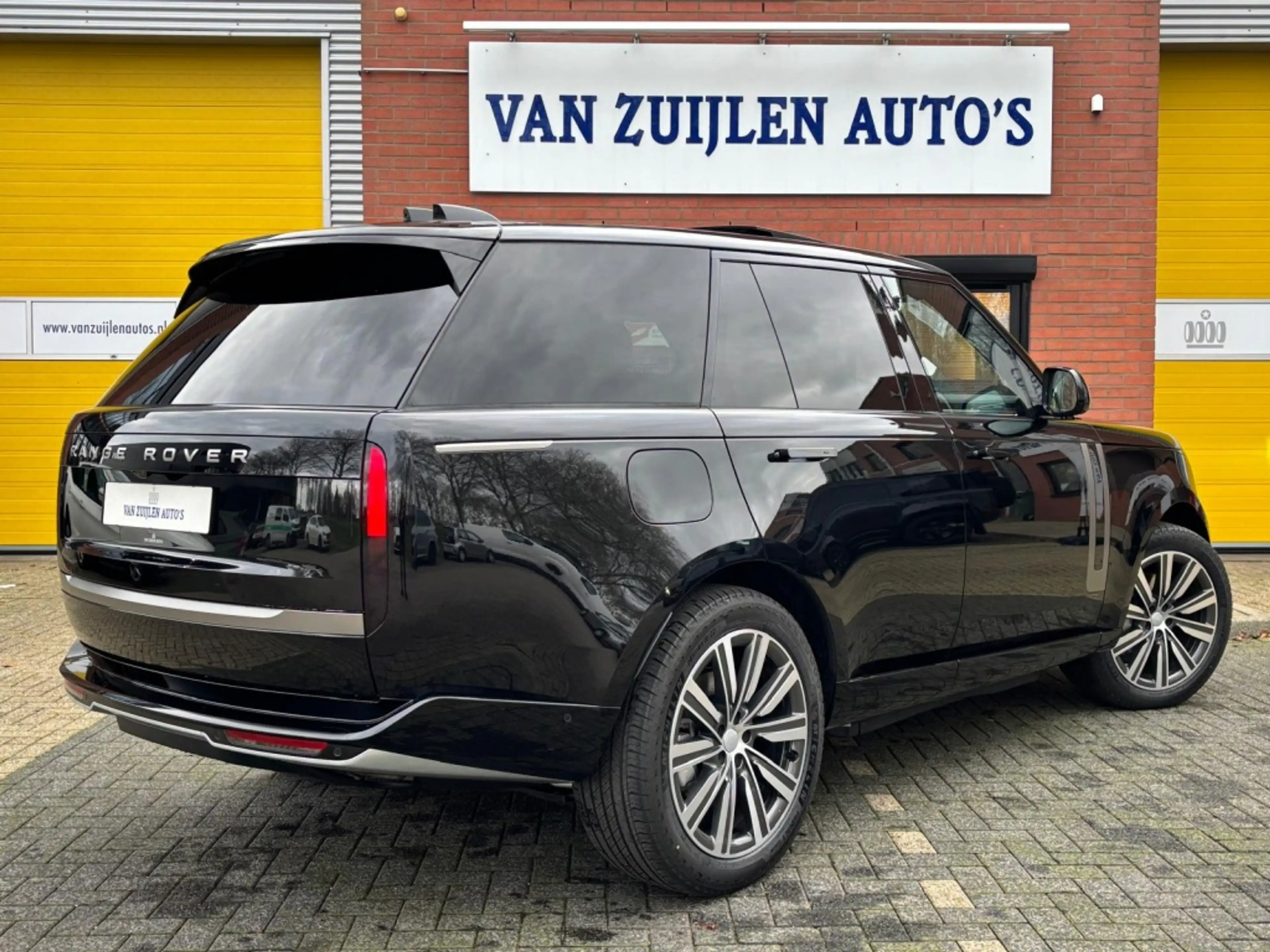 Land Rover Range Rover P460e HSE Panorama Clearsight 22" Trekhaak Massage — photo 2