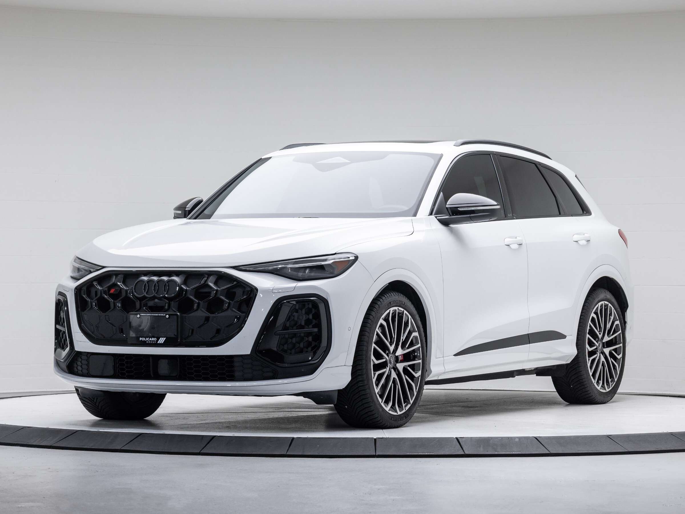 2025 Audi SQ5 3.0T Technik | Fine Nappa Leather Seating Surfaces
