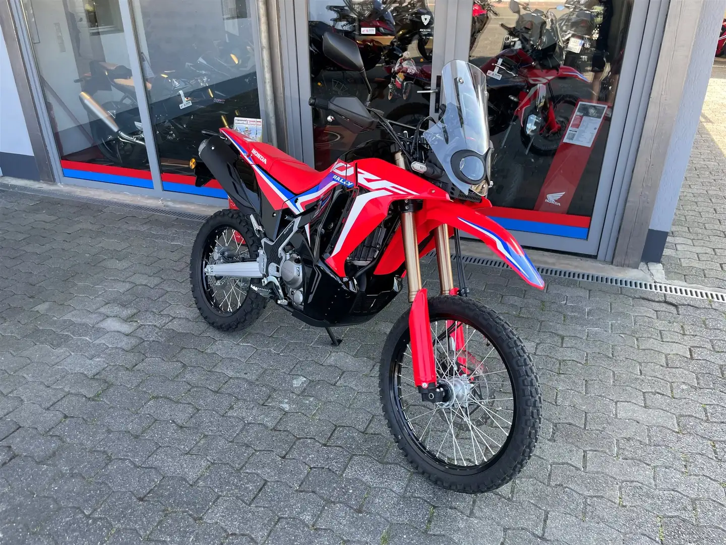 Honda 1. Hand / Inspektion NEU / Griffheizung Rosso - 2