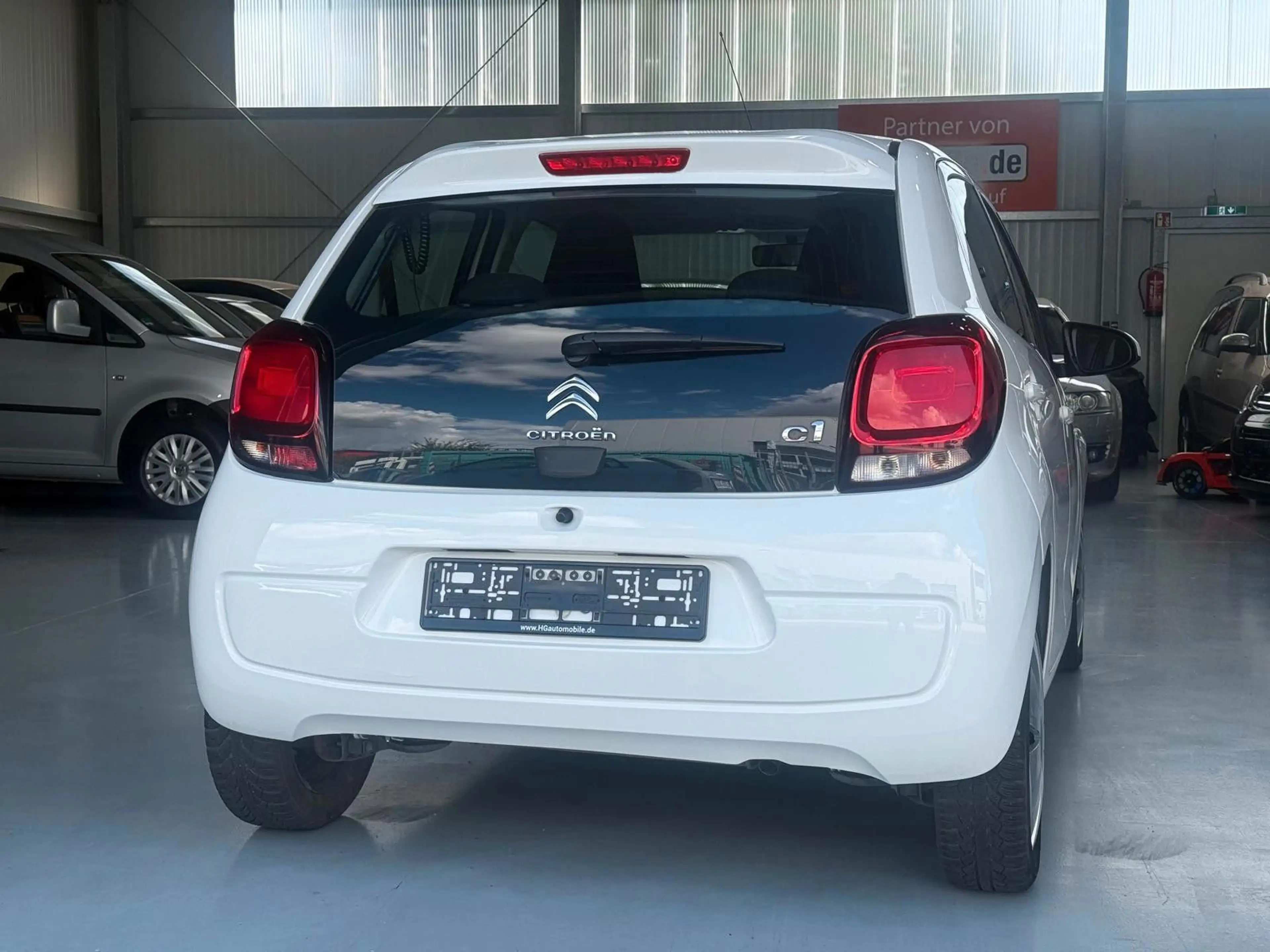 Citroen C1 Feel Automatik Klimaanlage — photo 8
