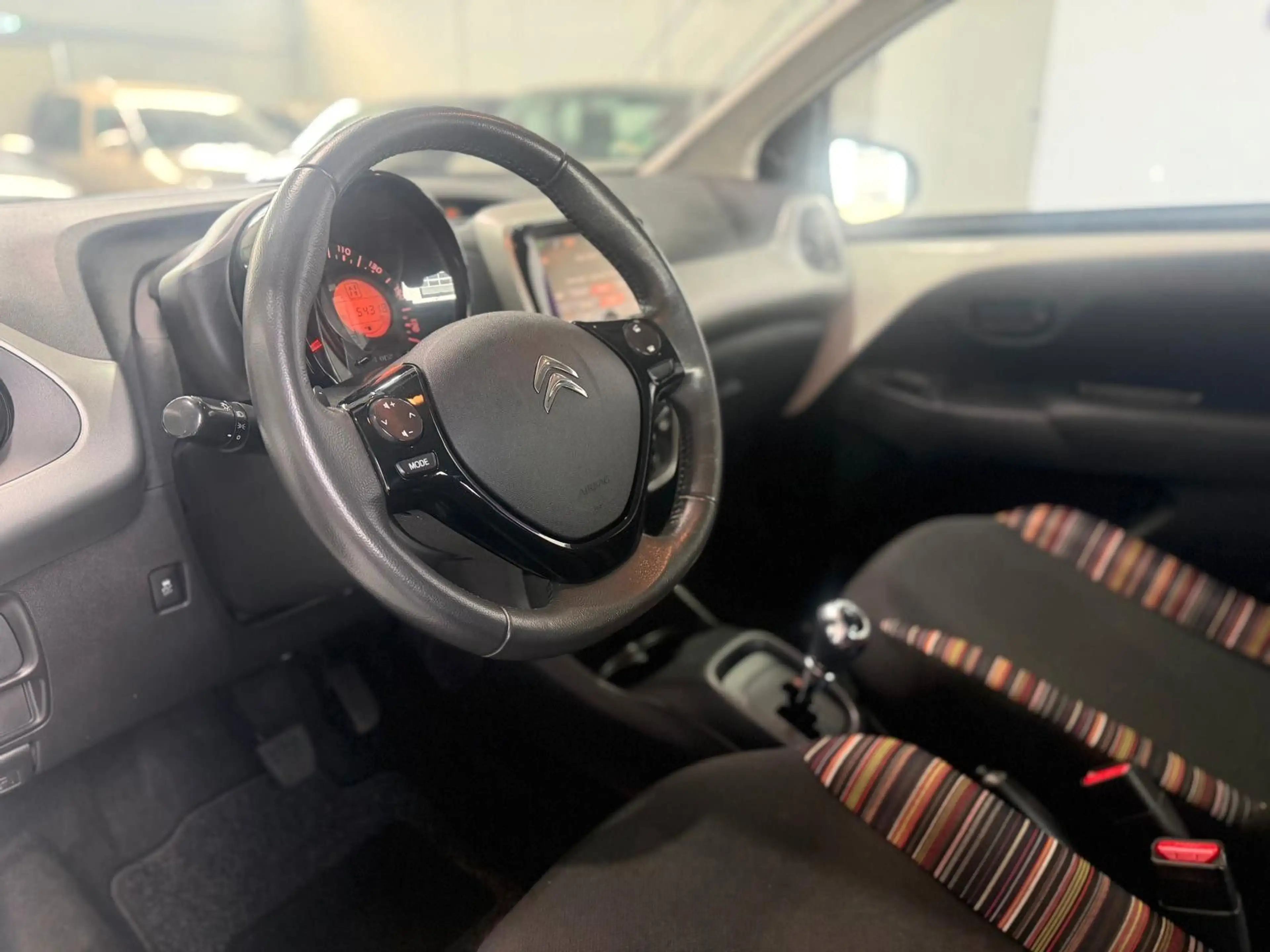 Citroen C1 Feel Automatik Klimaanlage — photo 11
