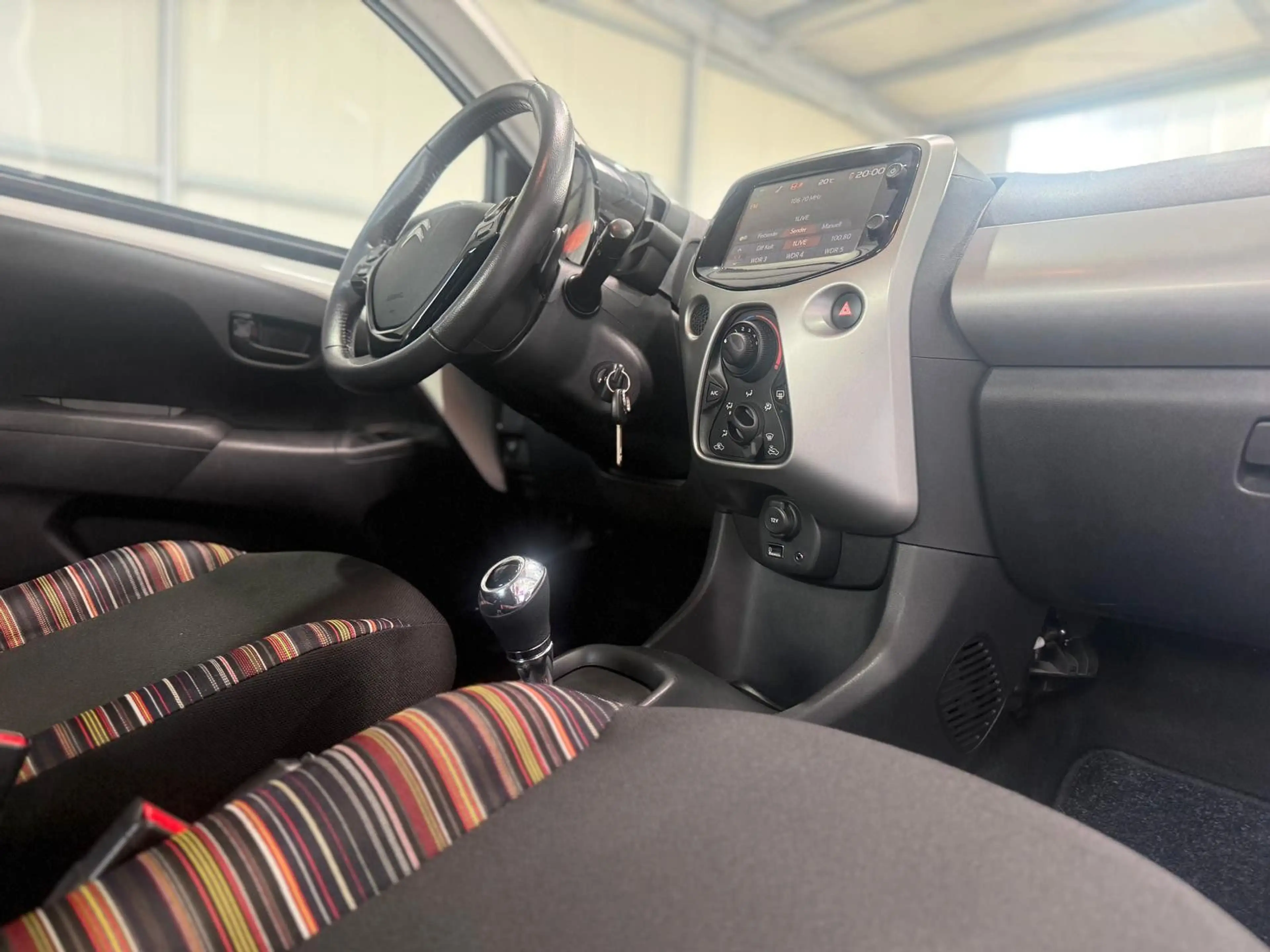 Citroen C1 Feel Automatik Klimaanlage — photo 13