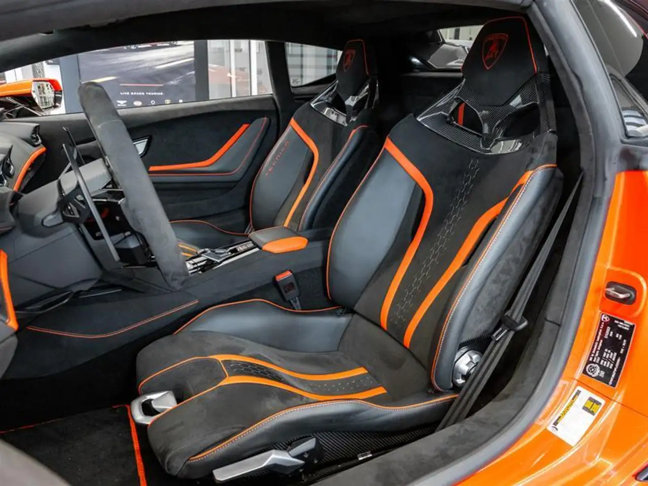 Lamborghini Huracán снимка Lamborghini Huracán