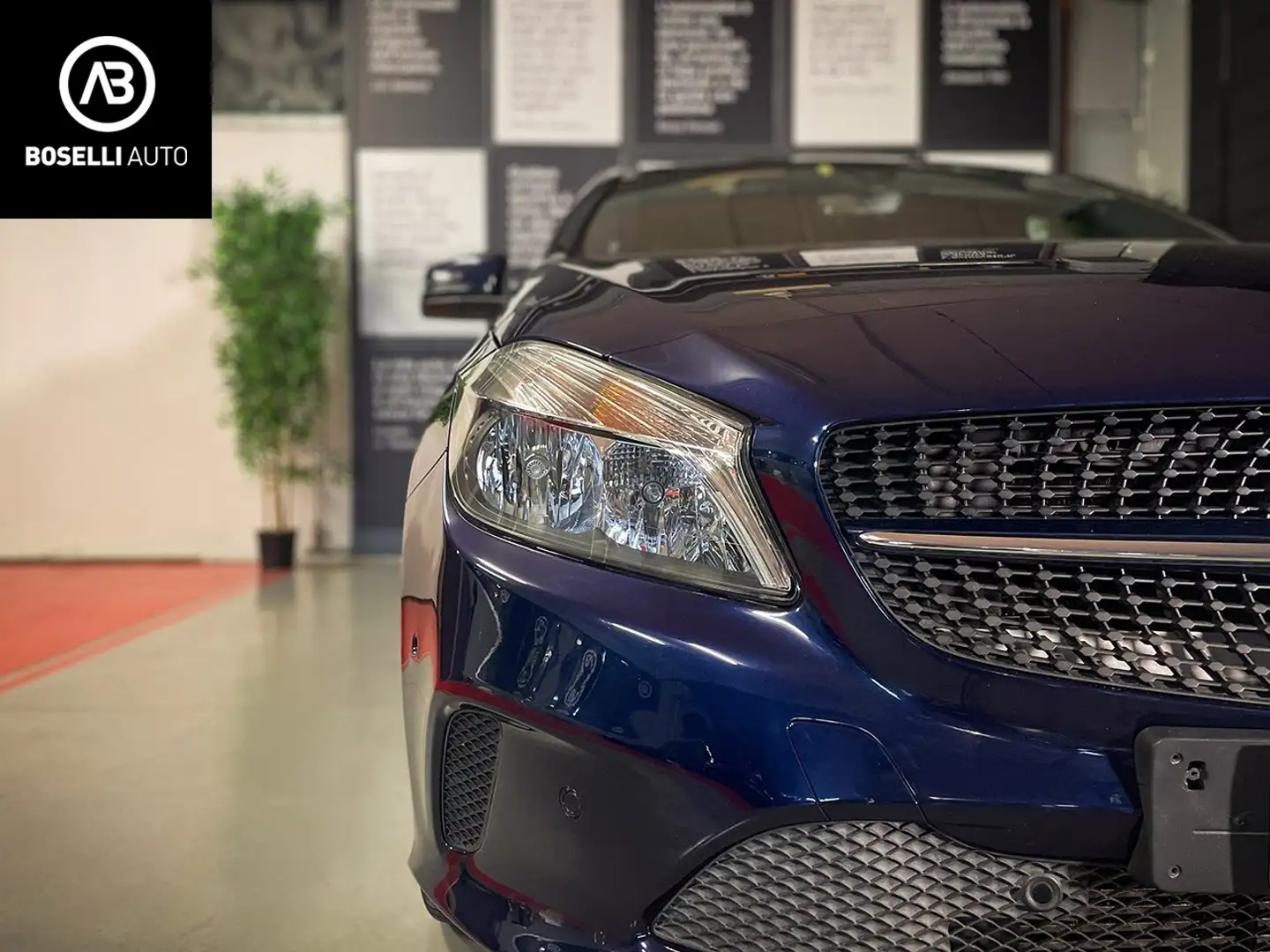 Mercedes-Benz A 180 d Premium auto Blu/Azzurro - 2
