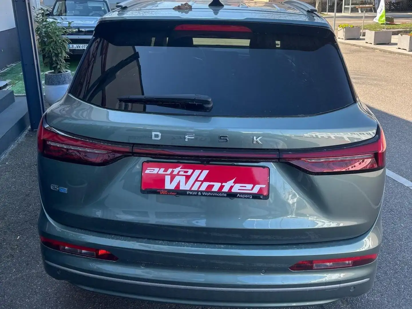 DFSK E5 Plug-in Hybrid Grün - 2