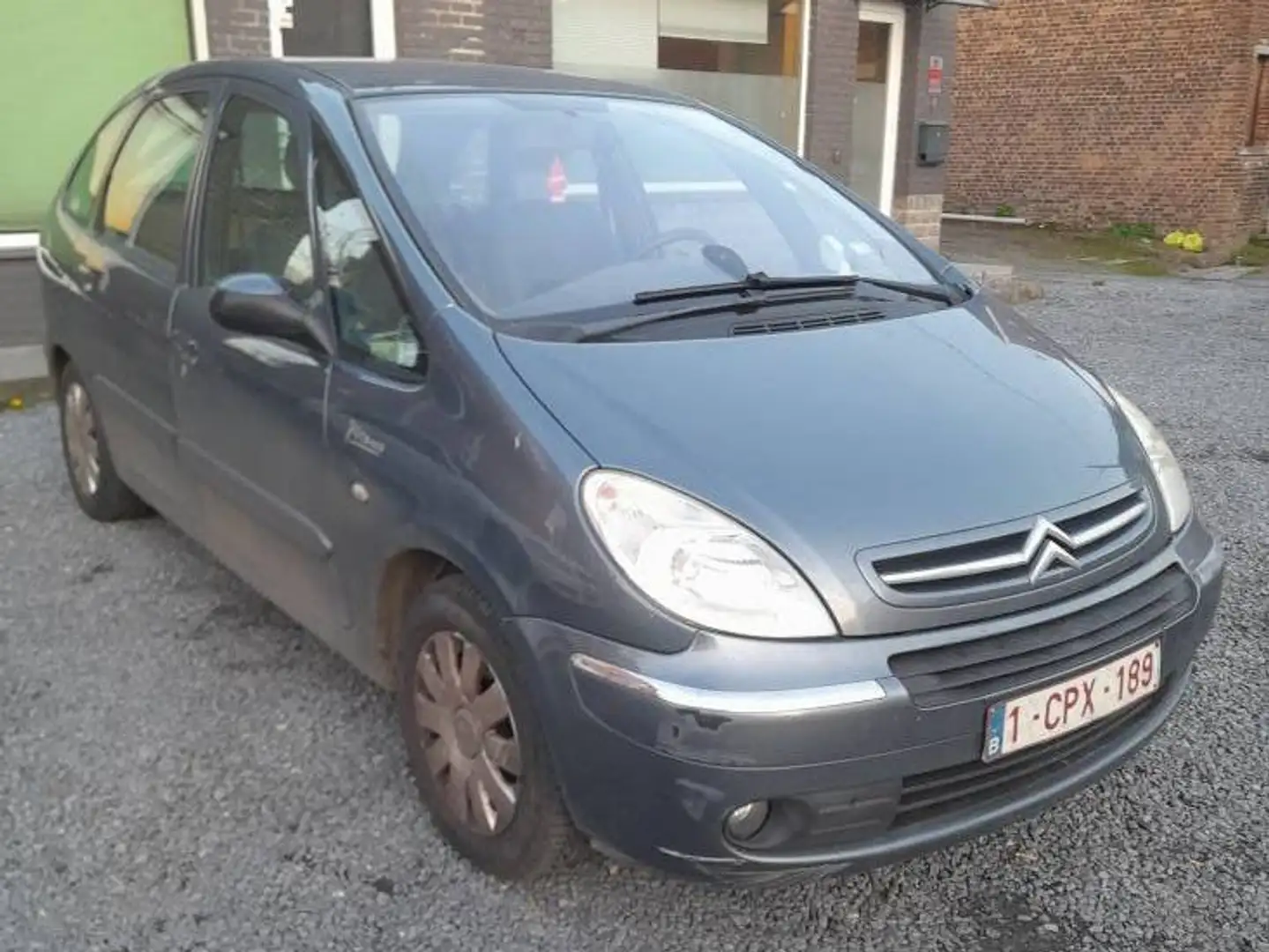 Citroen Xsara Picasso Xsara+Picasso+1.6i+16V+110 Šedá - 1