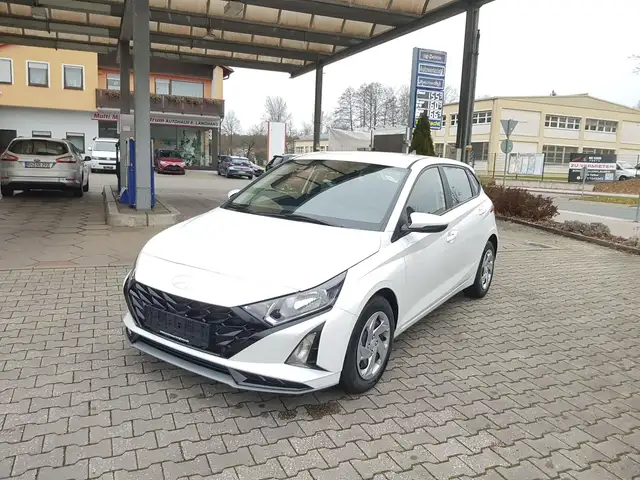 Hyundai i20 Comfort 1.0 T-GDI 101 PS NAVI Kamera 74 kW (101...