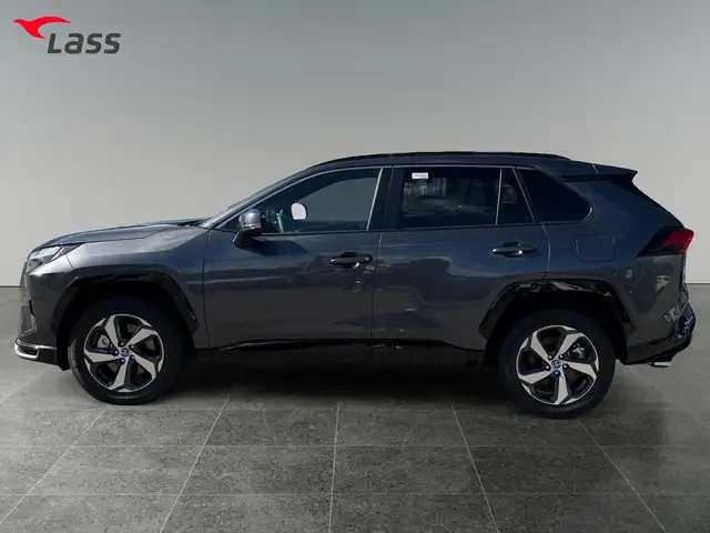 Toyota Rav4 view 3