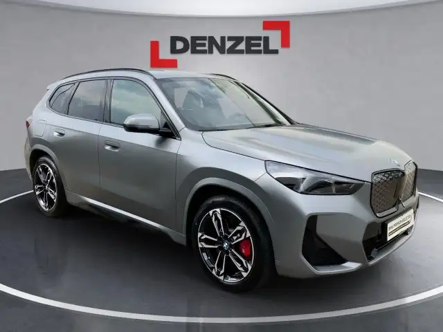 BMW iX1 xDrive30 U11 Ansicht 6