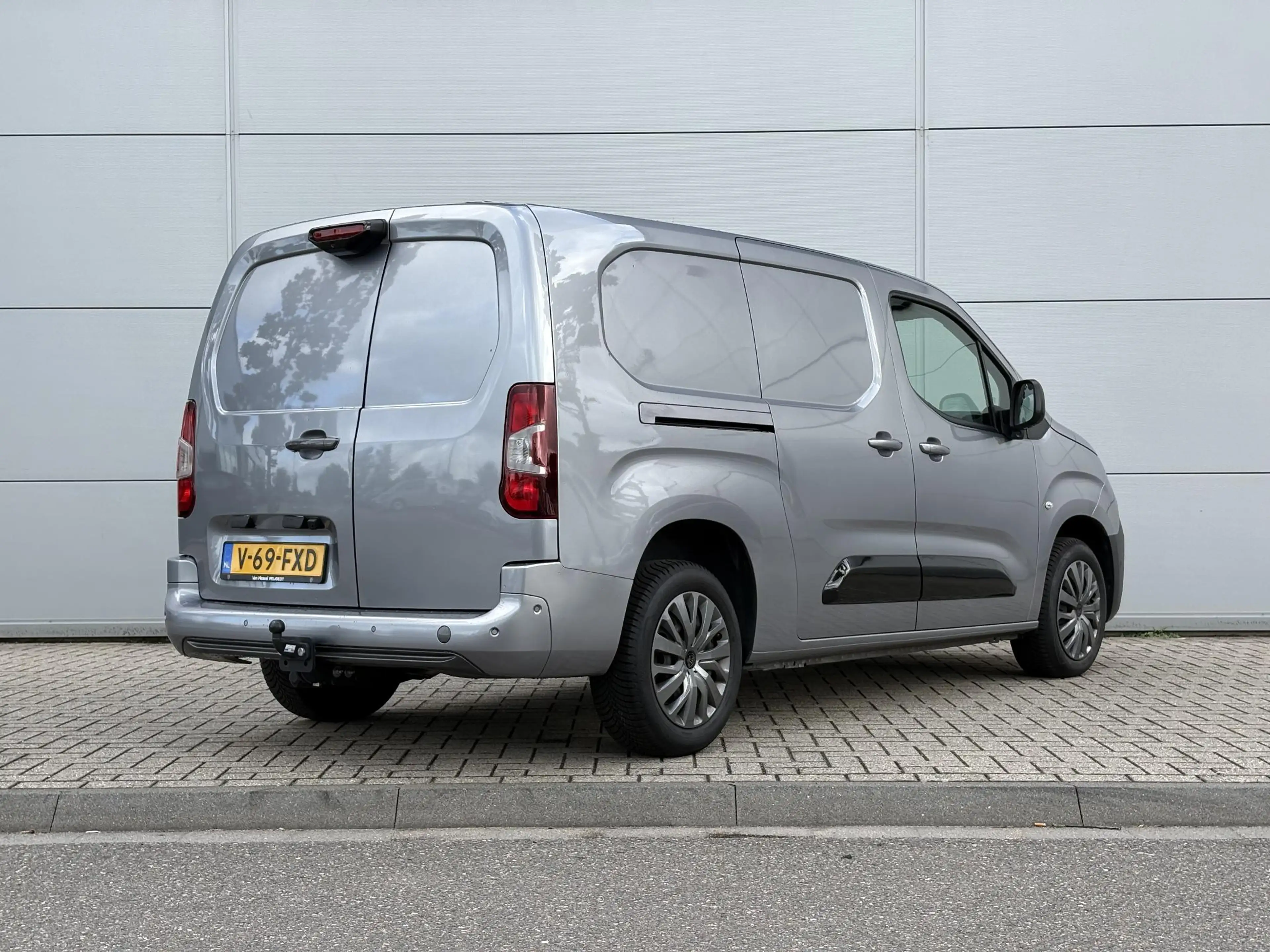 Peugeot Partner 1.5 BlueHDi 130 EAT8 S&S L2 | Automaat | Camera | — photo 6