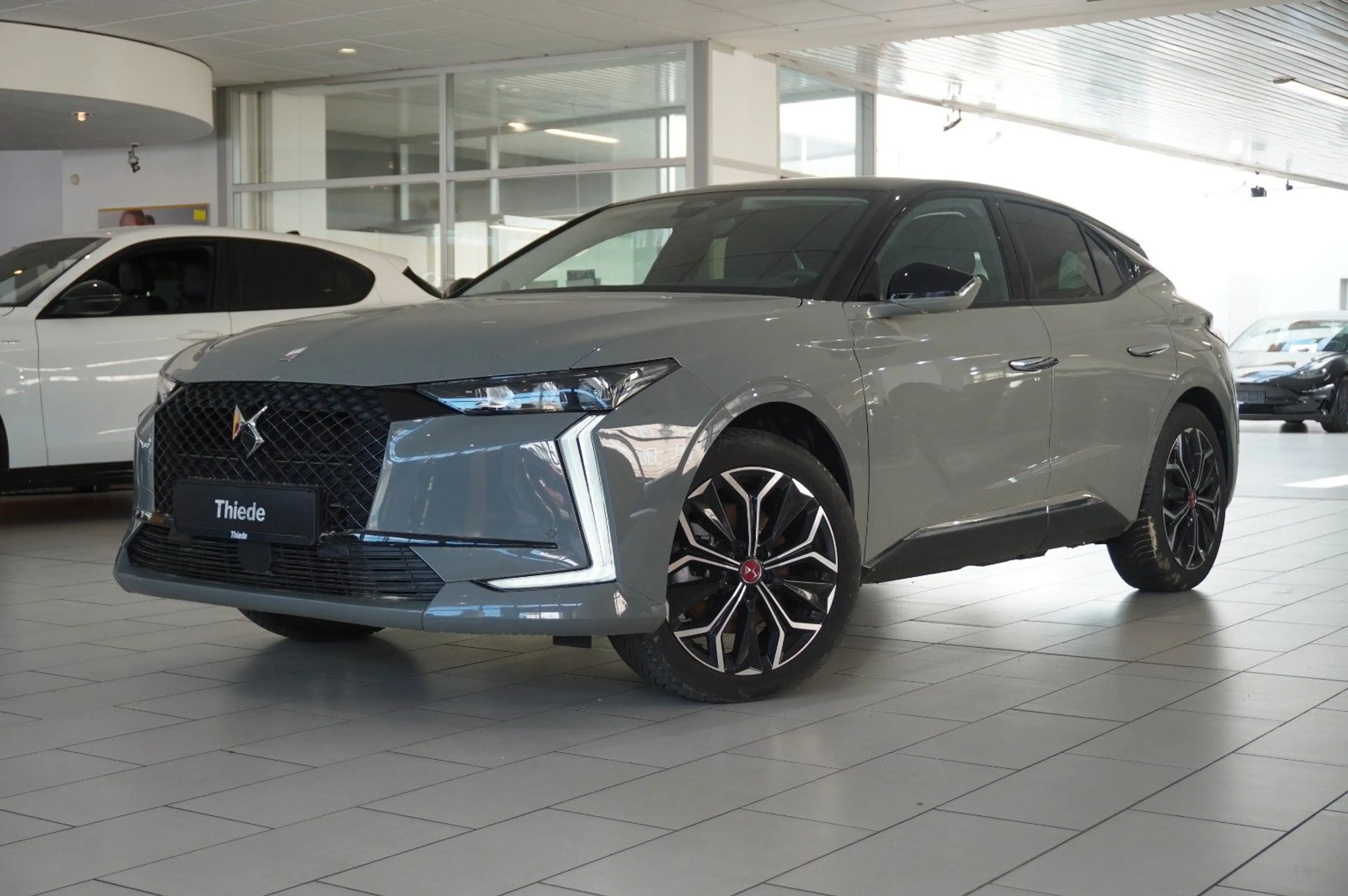 DS Automobiles DS 4 DS 4 E-Tense PERFORM. LINE PHEV NAVI/LED/SHZ — photo 3