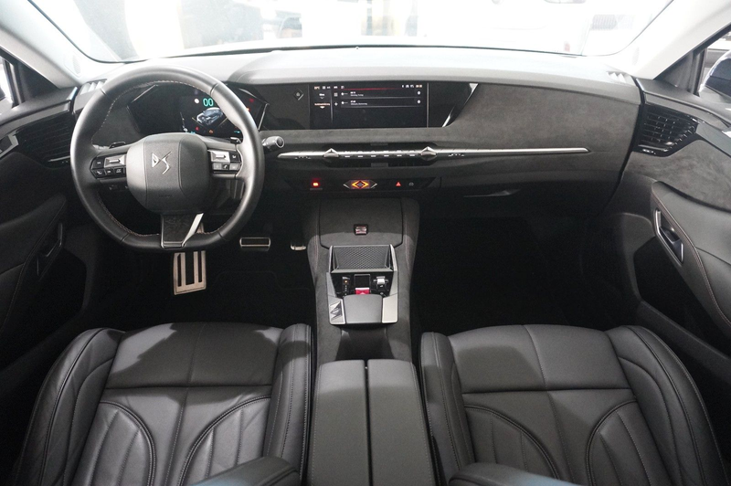 DS Automobiles DS 4 DS 4 E-Tense PERFORM. LINE PHEV NAVI/LED/SHZ — photo 41