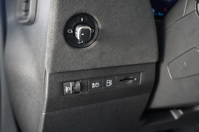 DS Automobiles DS 4 DS 4 E-Tense PERFORM. LINE PHEV NAVI/LED/SHZ — photo 25