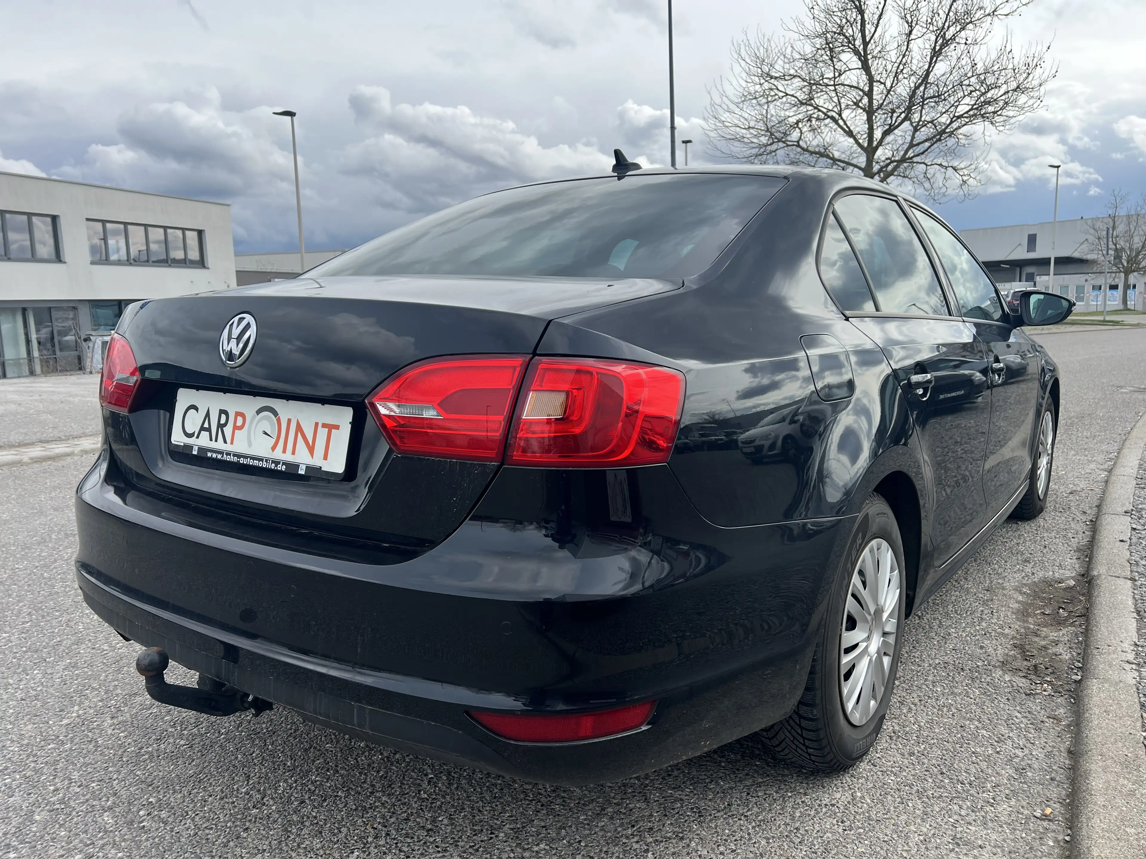 Volkswagen Jetta *1,6TDi*Automatik*Navi*Leder*ALU*TÜV*AHK* — photo 6