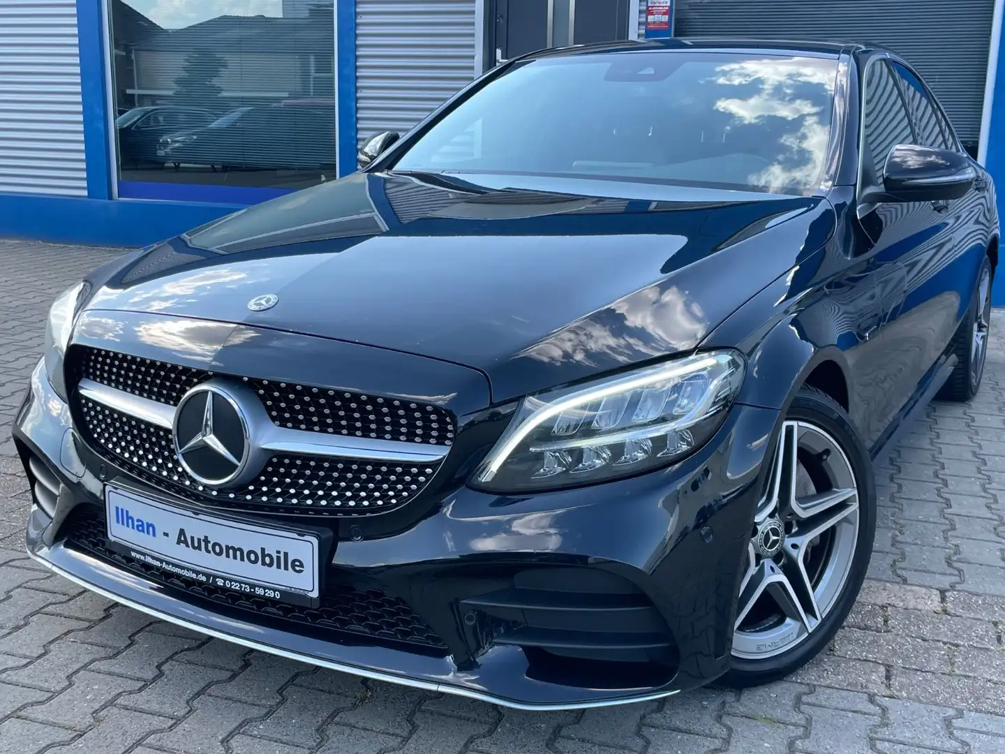 Mercedes-Benz C 300 de Lim.*AMG*LED*T-LEDER*PDC*ACC*MFL*TEMPO* Zwart - 1