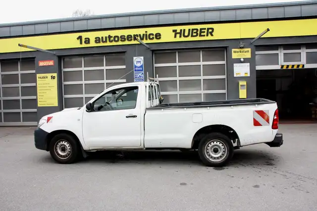 Toyota Hilux Single Cab 2.5 Turbodiesel RWD  AHK