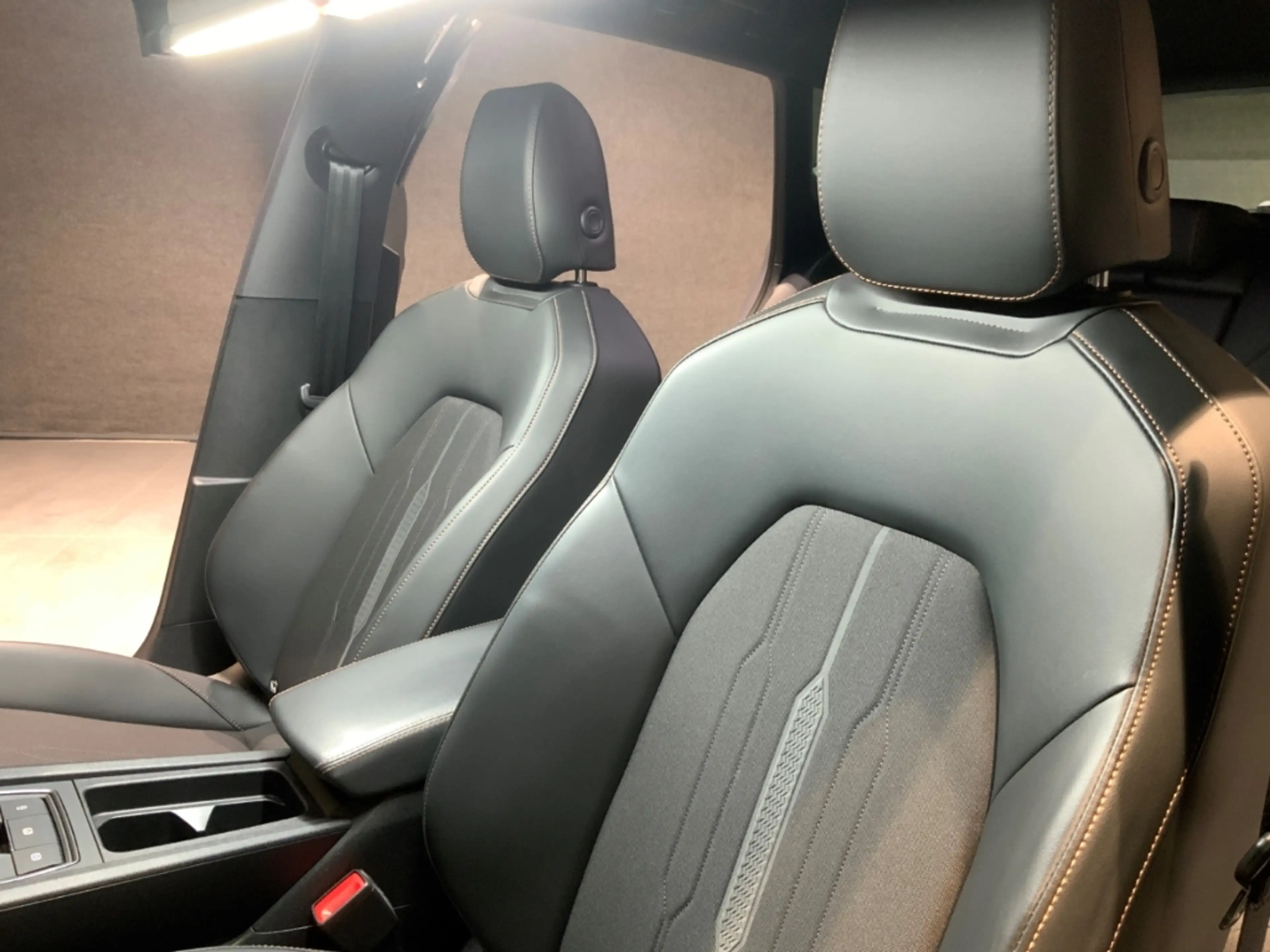 CUPRA Formentor 2.0TDI DSG +FullLink+Navi — photo 11