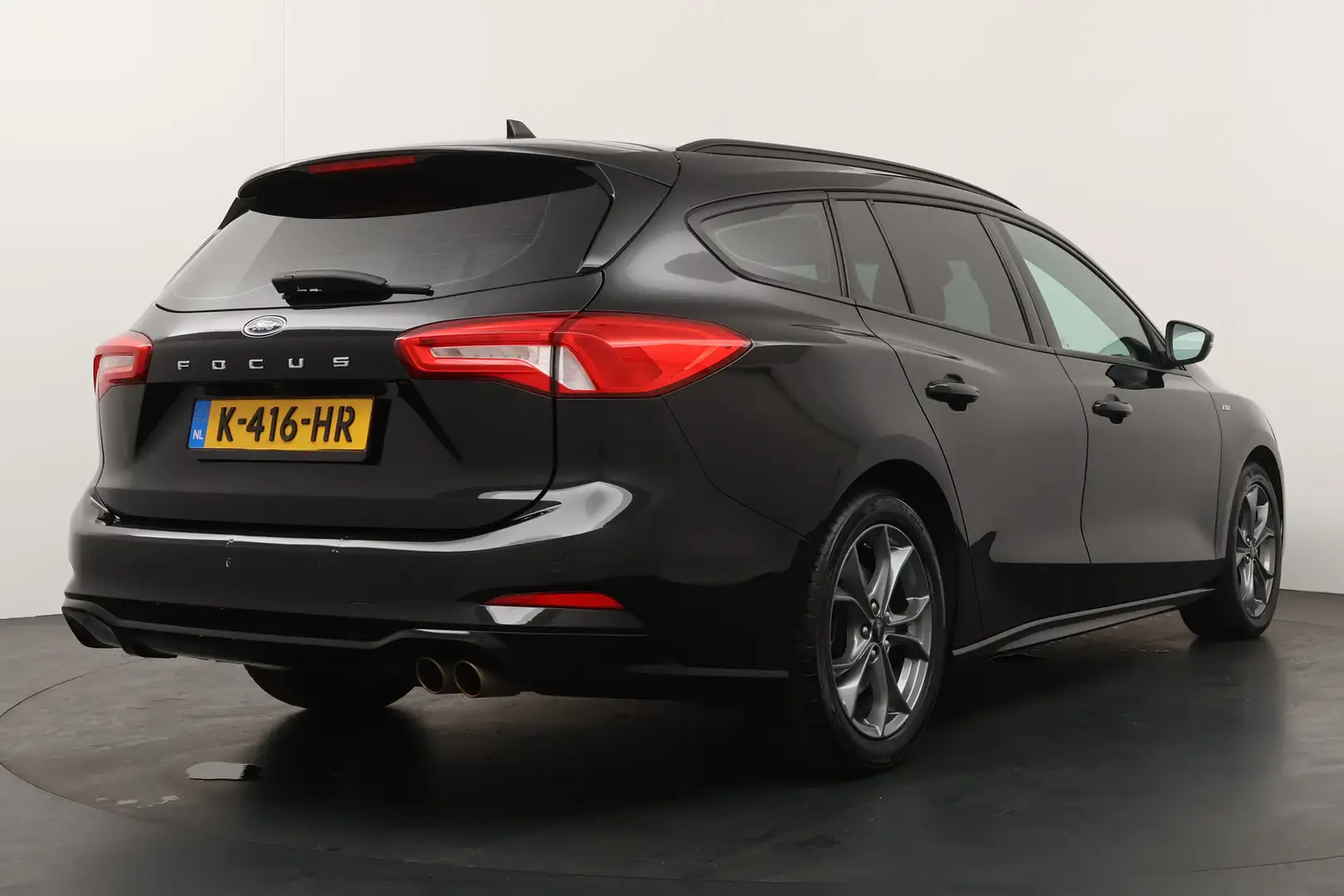 Ford Focus Wagon BWJ 11-2020 | 1.5T 150PK ST Line X BuS AUTOM Noir - 2