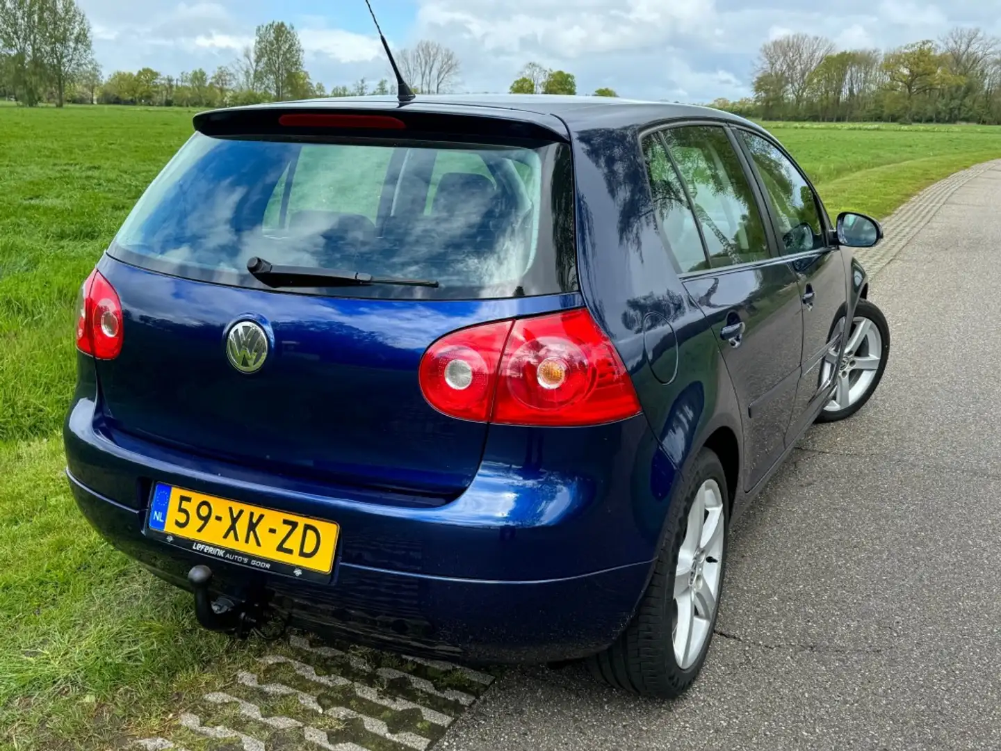 Volkswagen Golf 1.6 FSI COMFORTLINE Blauw - 2