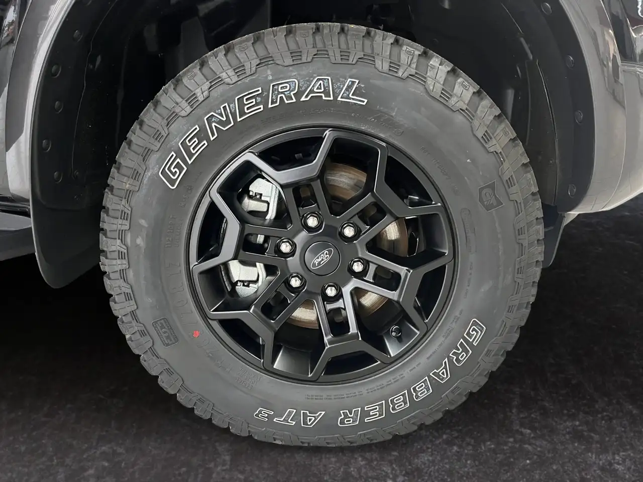 Ford Ranger Tremor 2.0 Ecoblue Manuelles Laderaumrollo 15