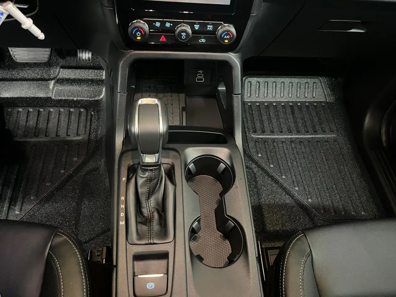 Ford Ranger Tremor 2.0 Ecoblue Manuelles Laderaumrollo 9