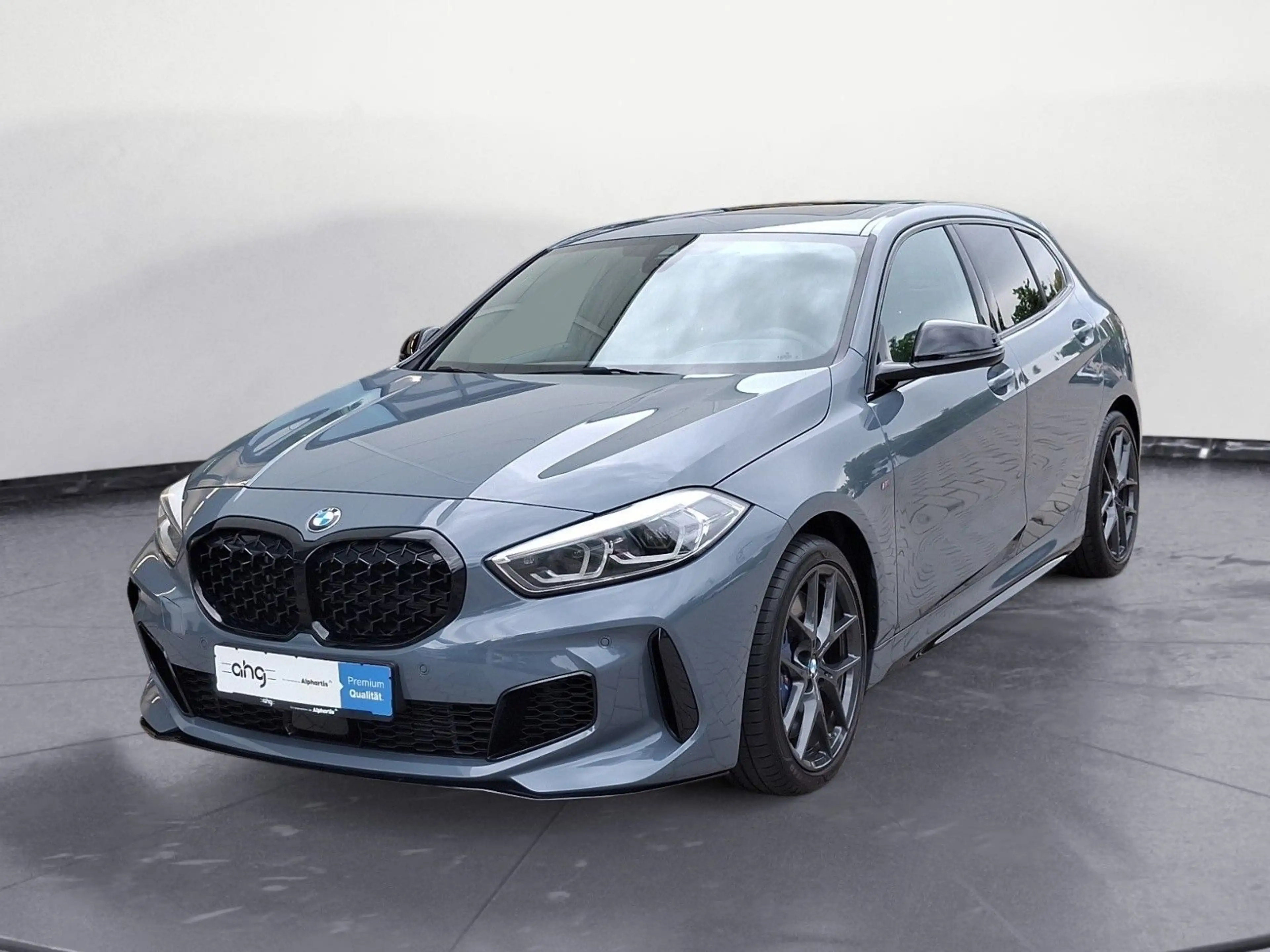 BMW 135 i xDrive Edition Colorvision Pano Head-Up El — photo 2