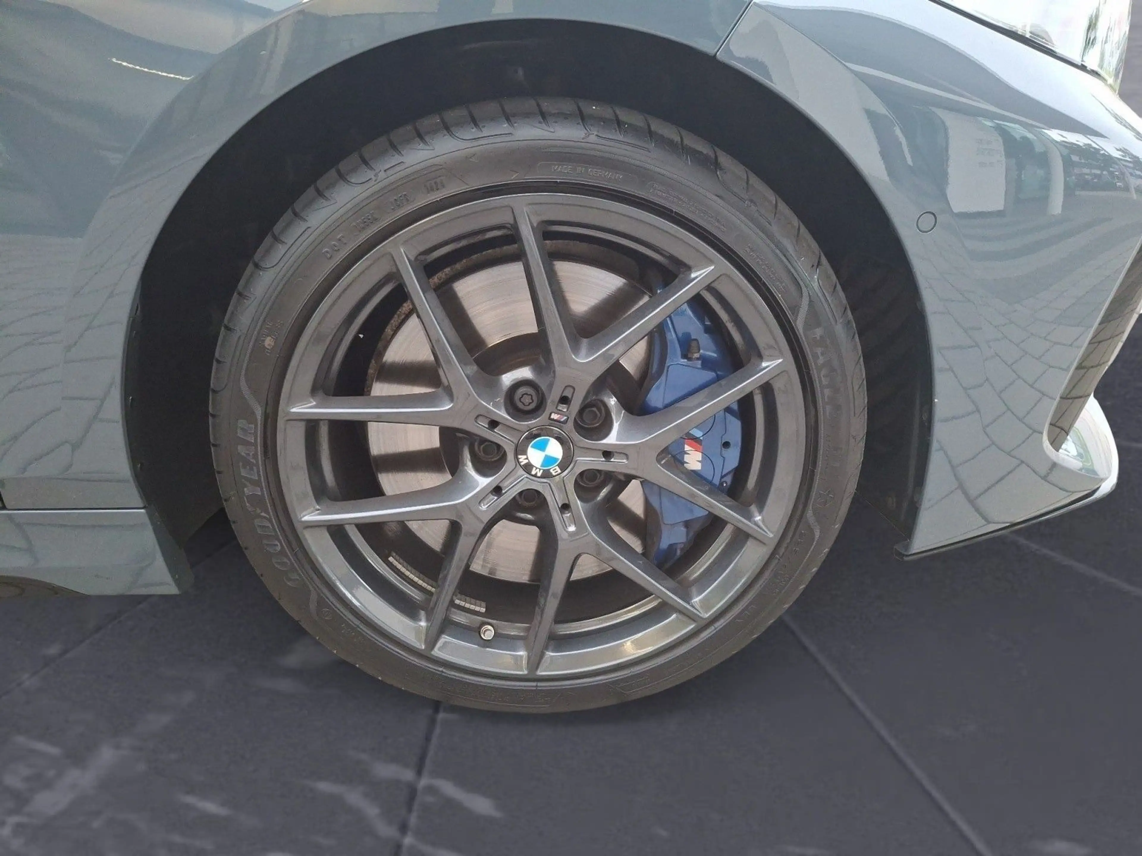 BMW 135 i xDrive Edition Colorvision Pano Head-Up El — photo 7