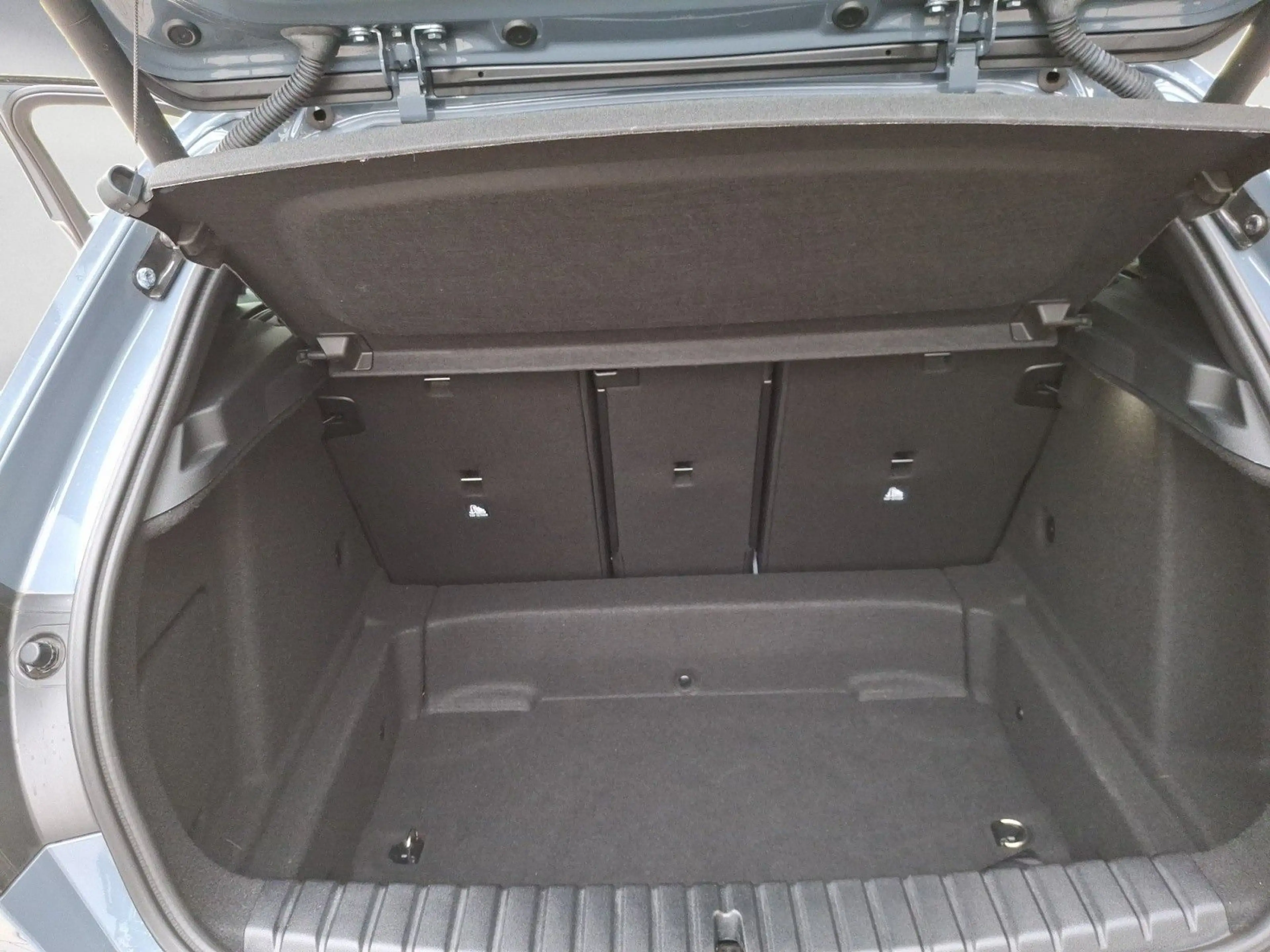 BMW 135 i xDrive Edition Colorvision Pano Head-Up El — photo 15