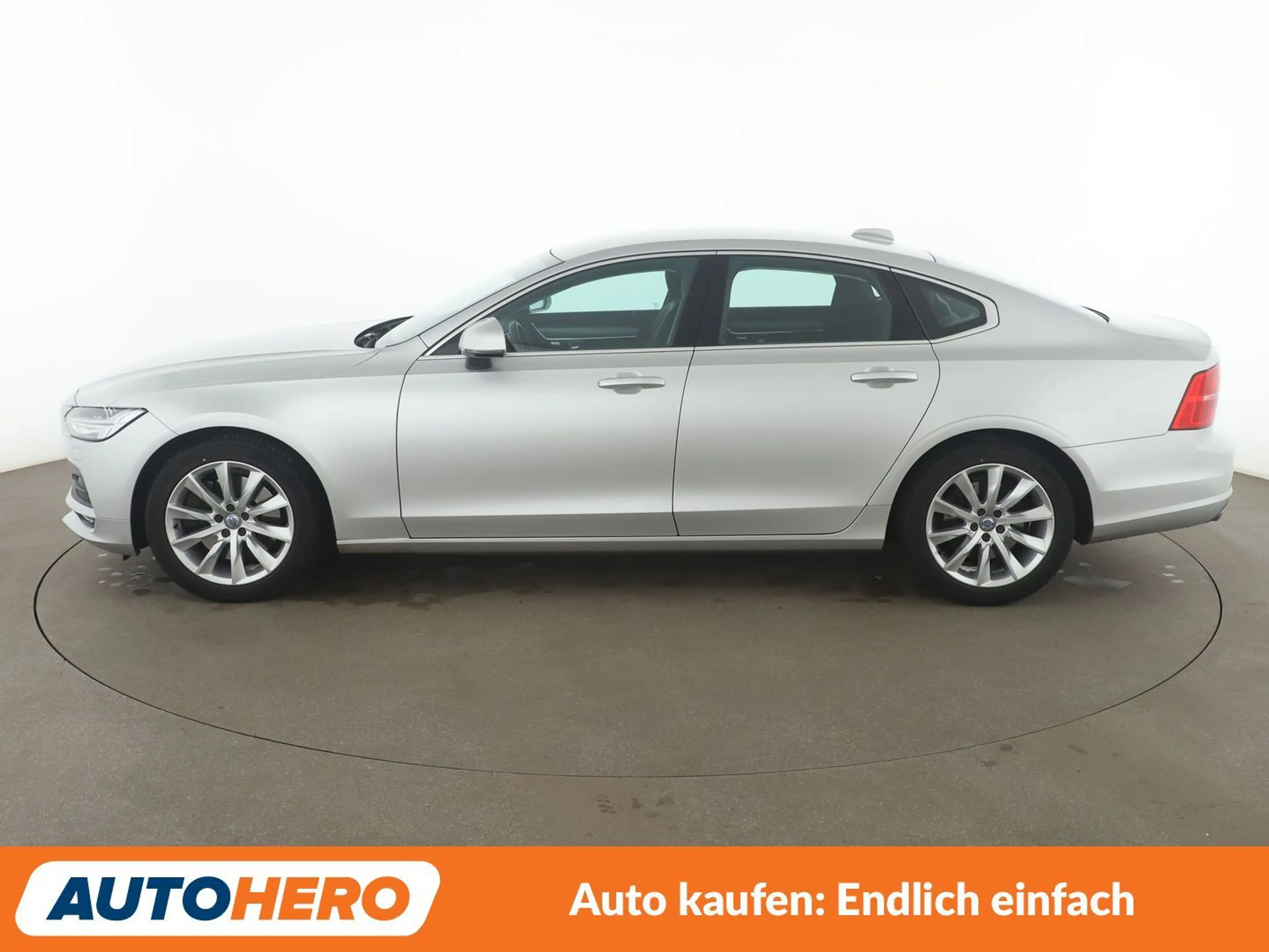 Volvo S90 2.0 T4 Momentum *NAVI*TEMPO*PDC*SHZ* — photo 3