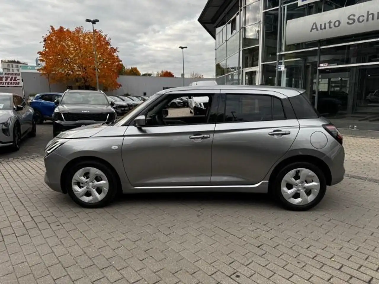 Suzuki Swift SWIFT 1.2 DUALJET HYBRID COMFORT 5-GANG 10