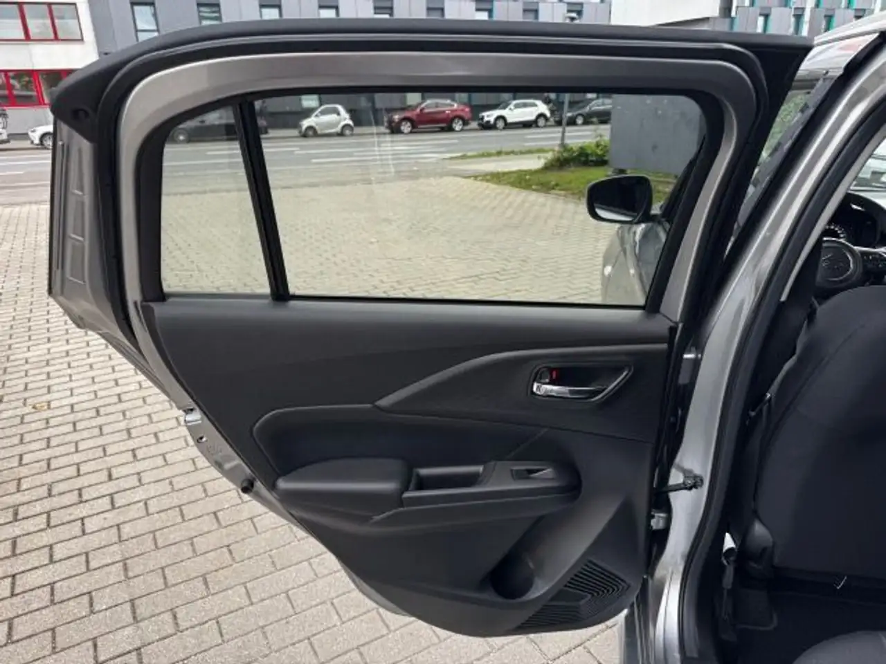 Suzuki Swift SWIFT 1.2 DUALJET HYBRID COMFORT 5-GANG 17