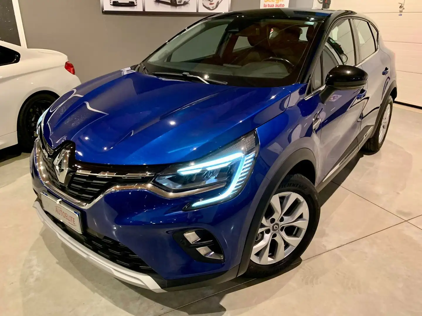Renault Captur Captur 1.5 blue dci Intens 115cv Azul - 2