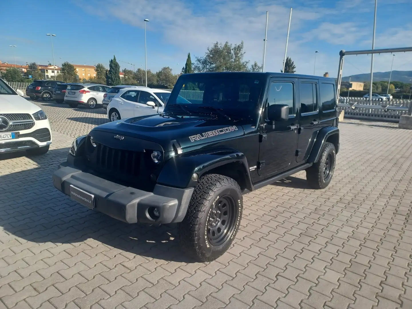 Jeep Wrangler Wrangler Unlimited Unlimited 2.8 crd Sahara auto Schwarz - 1