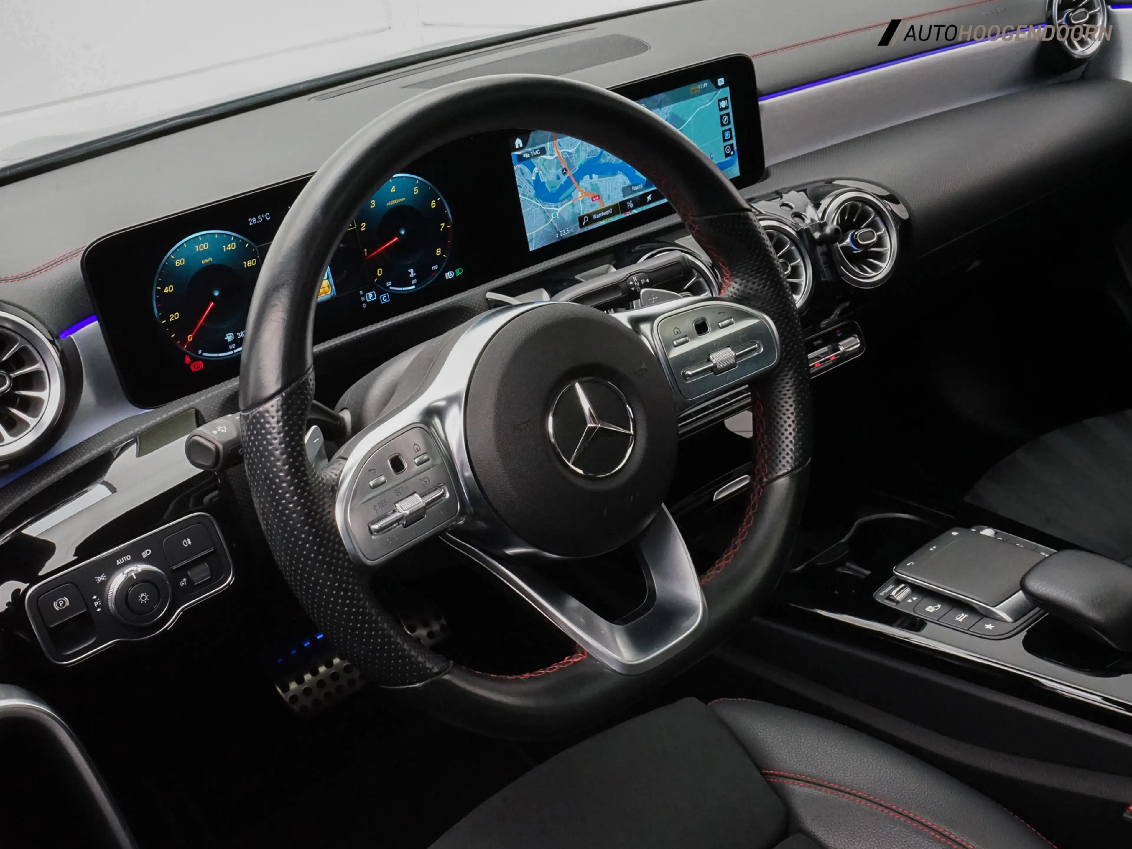 Mercedes-Benz CLA 180 Shooting Brake Business Solution AMG (APPLE CARPLA — photo 14