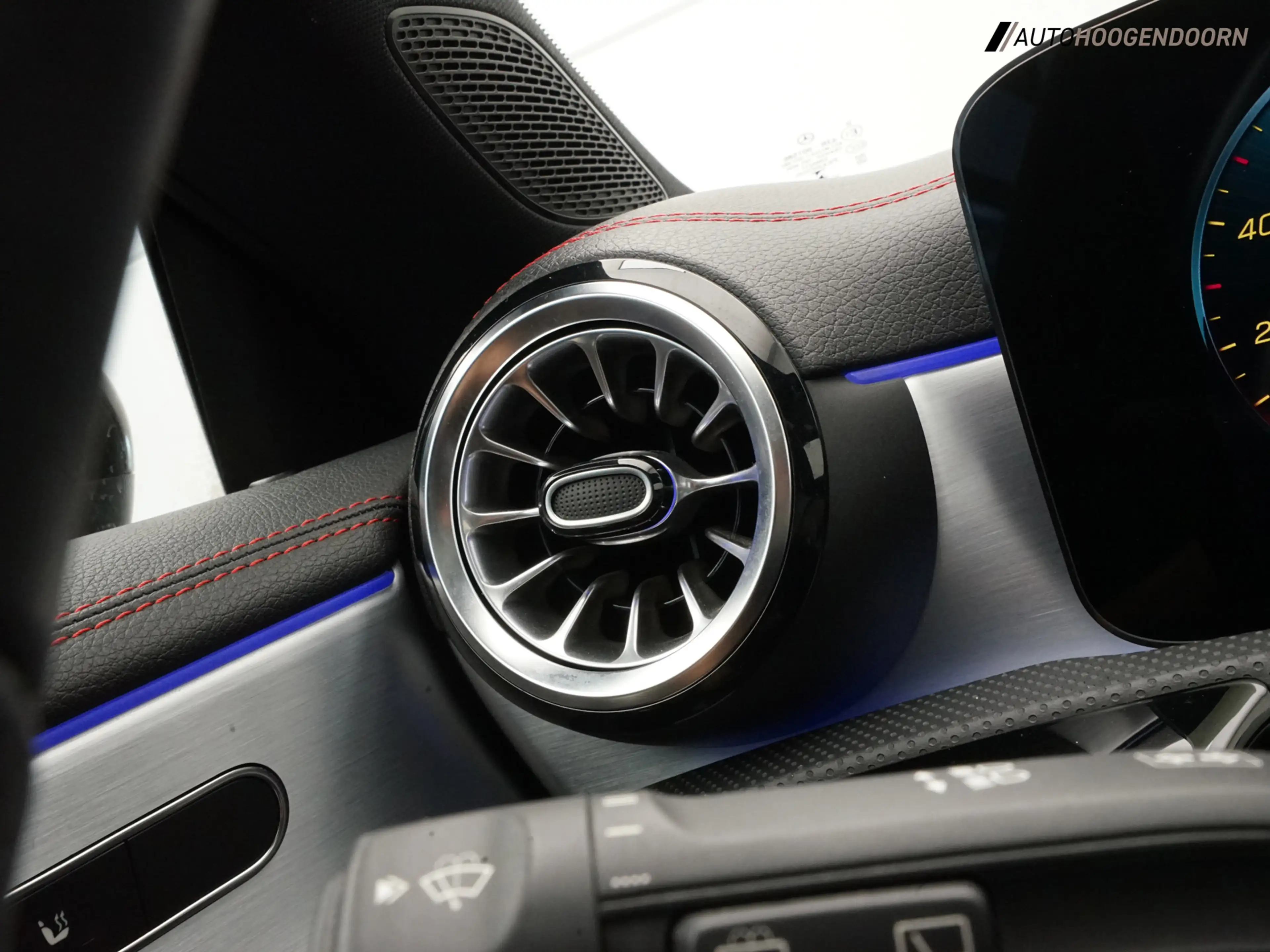 Mercedes-Benz CLA 180 Shooting Brake Business Solution AMG (APPLE CARPLA — photo 15