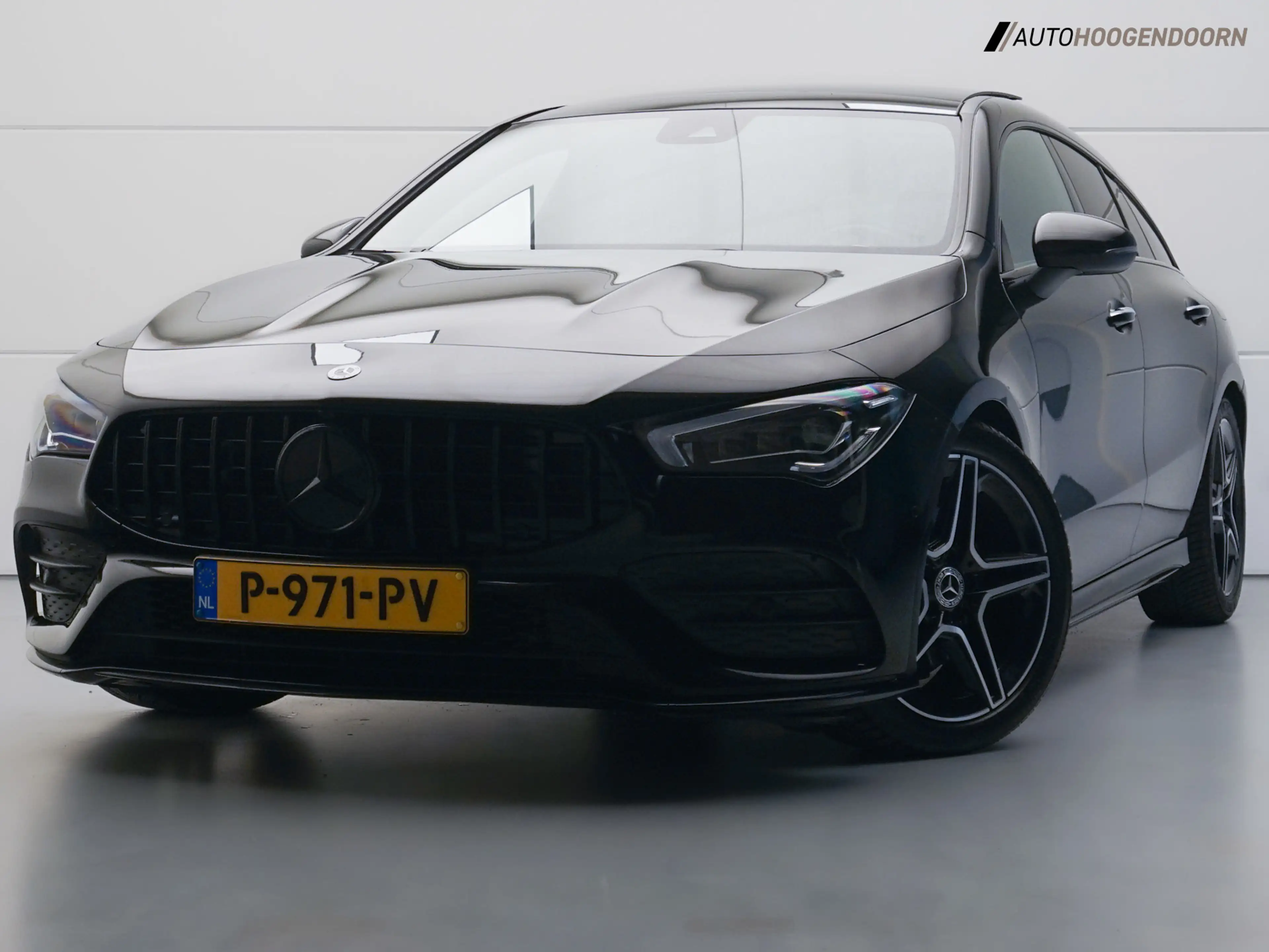 Mercedes-Benz CLA 180 Shooting Brake Business Solution AMG (APPLE CARPLA