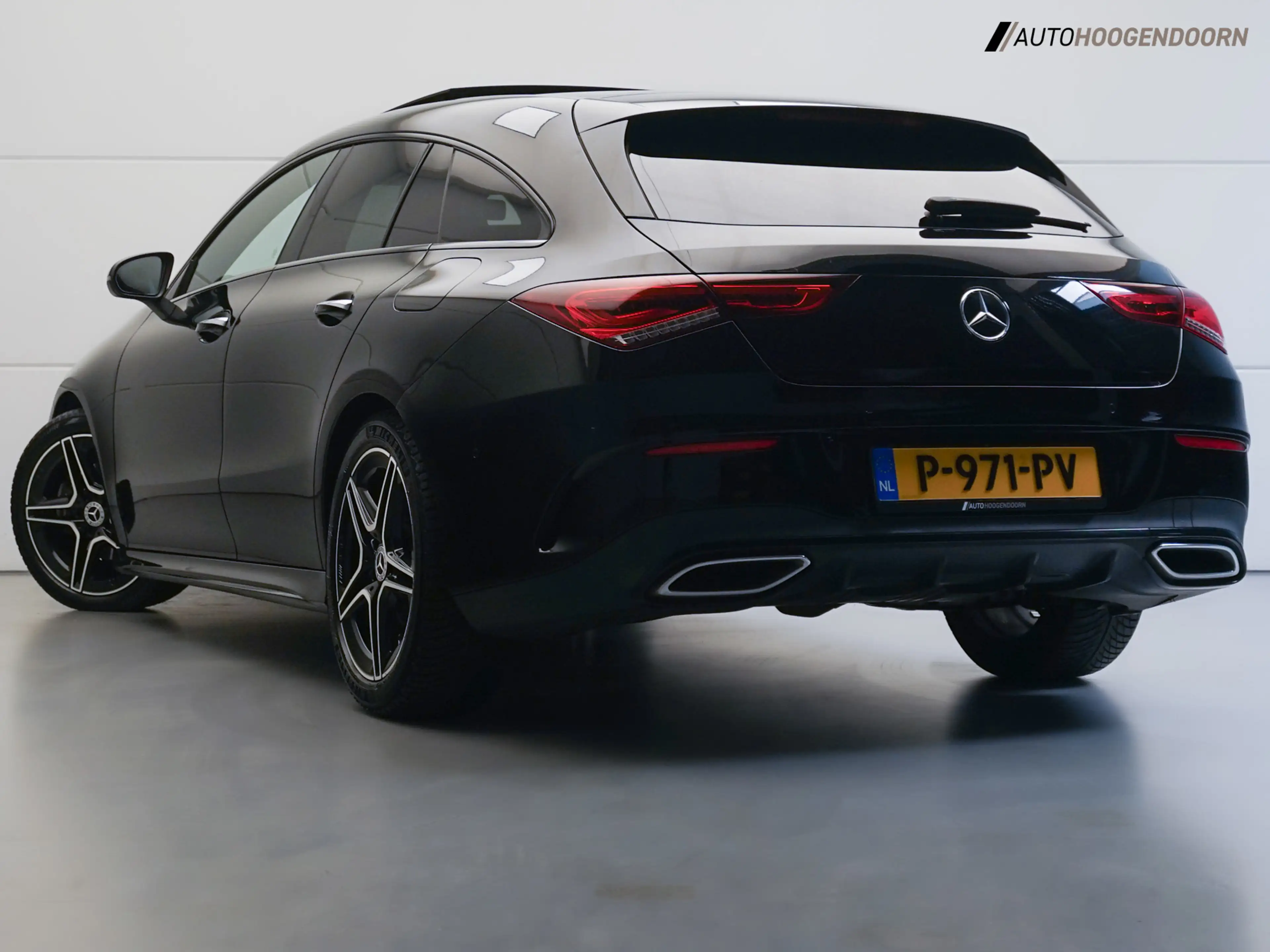 Mercedes-Benz CLA 180 Shooting Brake Business Solution AMG (APPLE CARPLA — photo 3