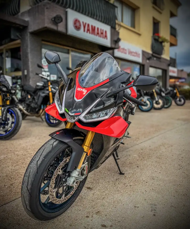 Aprilia RSV4