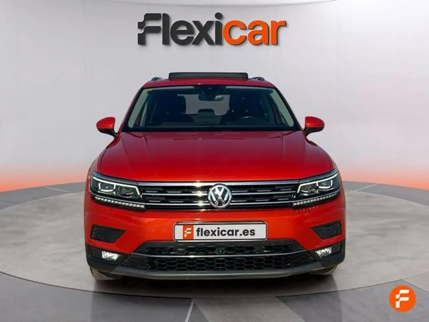 Volkswagen Tiguan 2.0TDI Sport DSG Naranja - 2