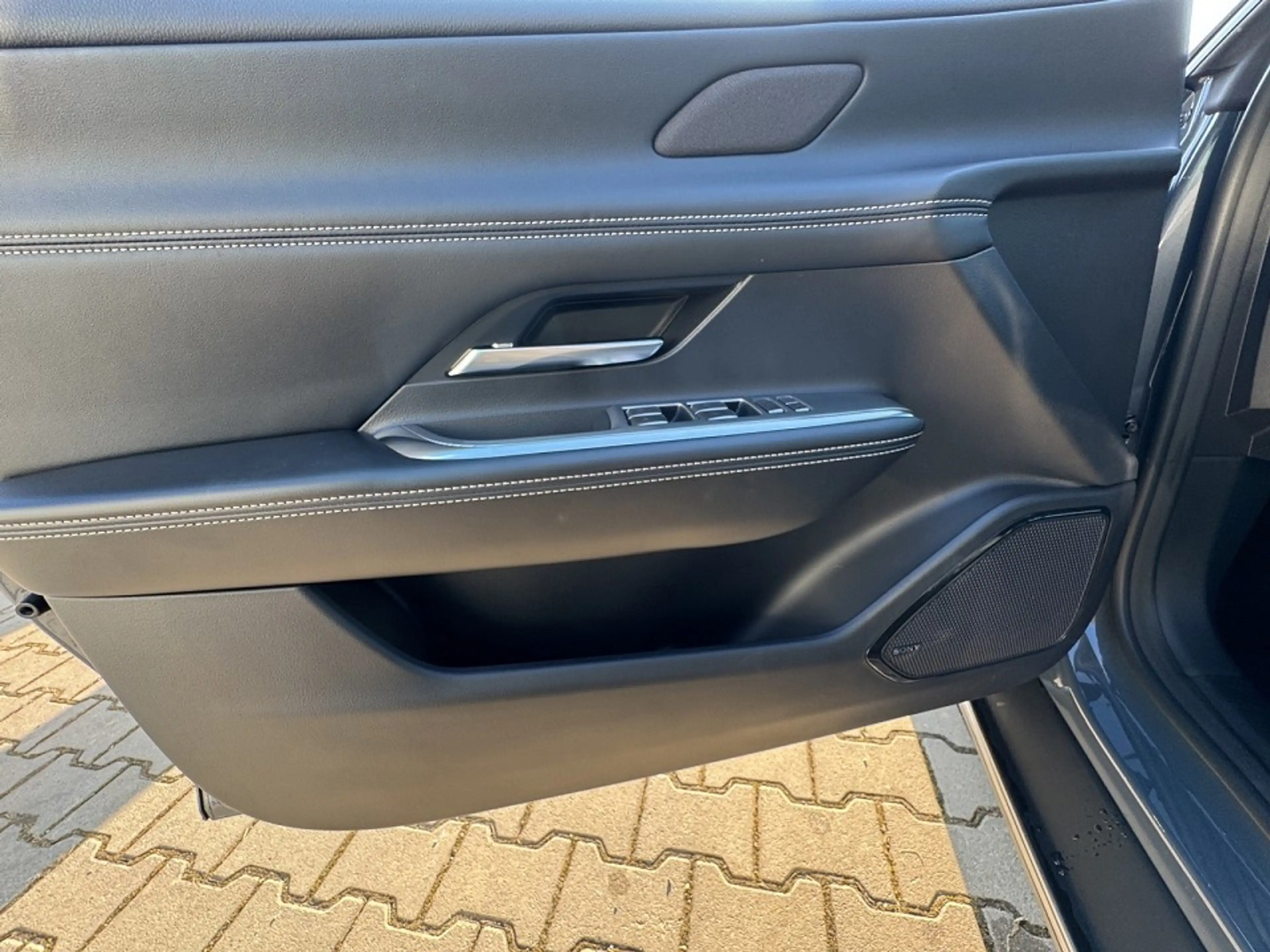 Mazda 6e 5HB EV 258ps 1AT RWD Takumi — photo 8